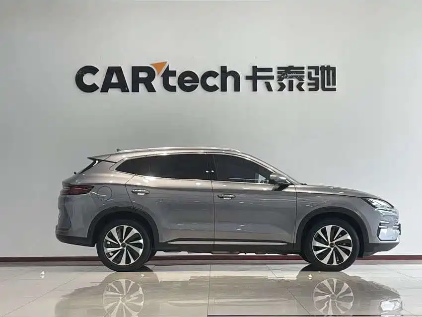 BYD Song PLUS PHEV 2024 Glory Edition DM-i 110km Flagship фото 4