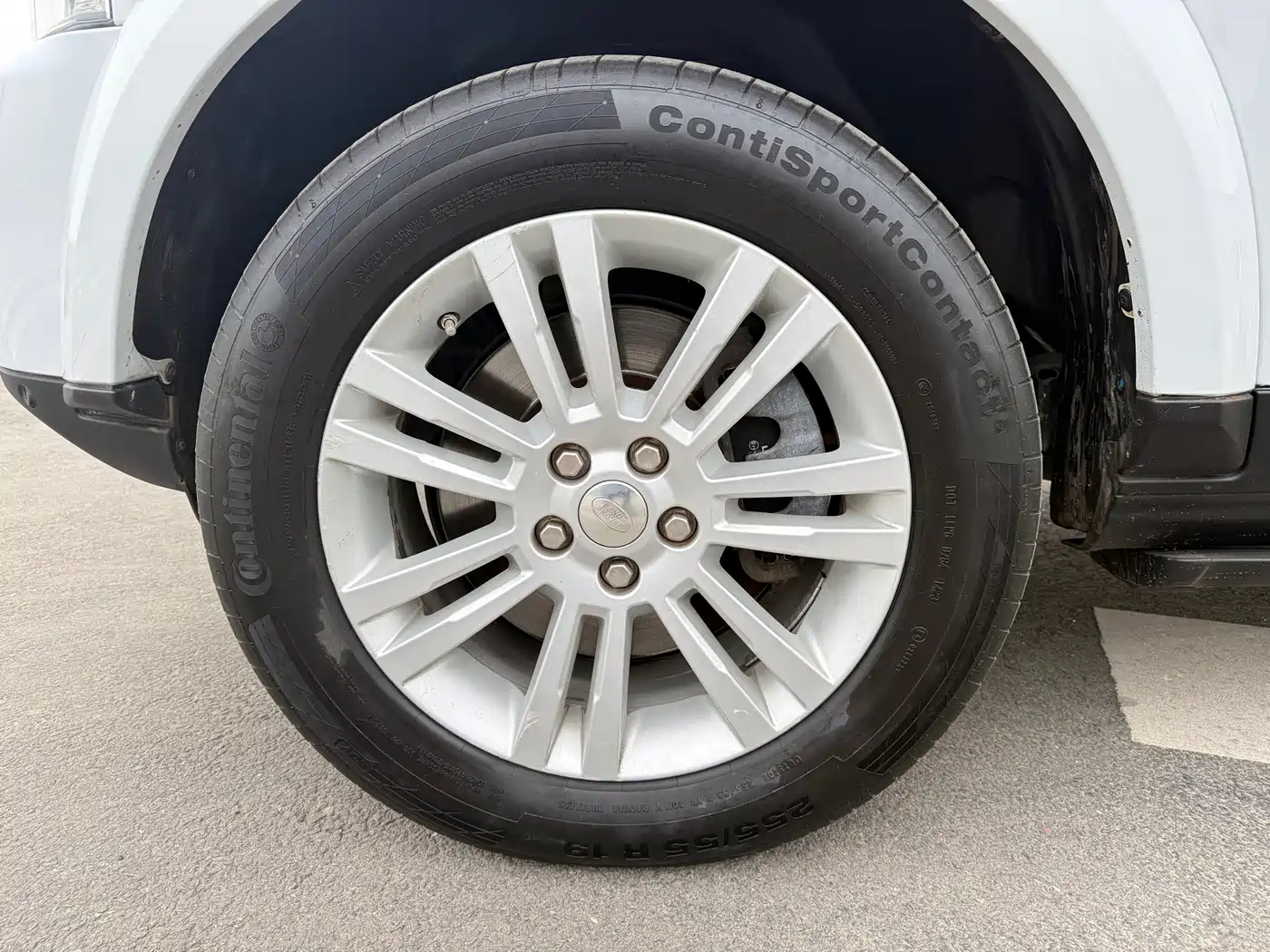 Land Rover Discovery 2016 3.0 SC V6 HSE фото 10
