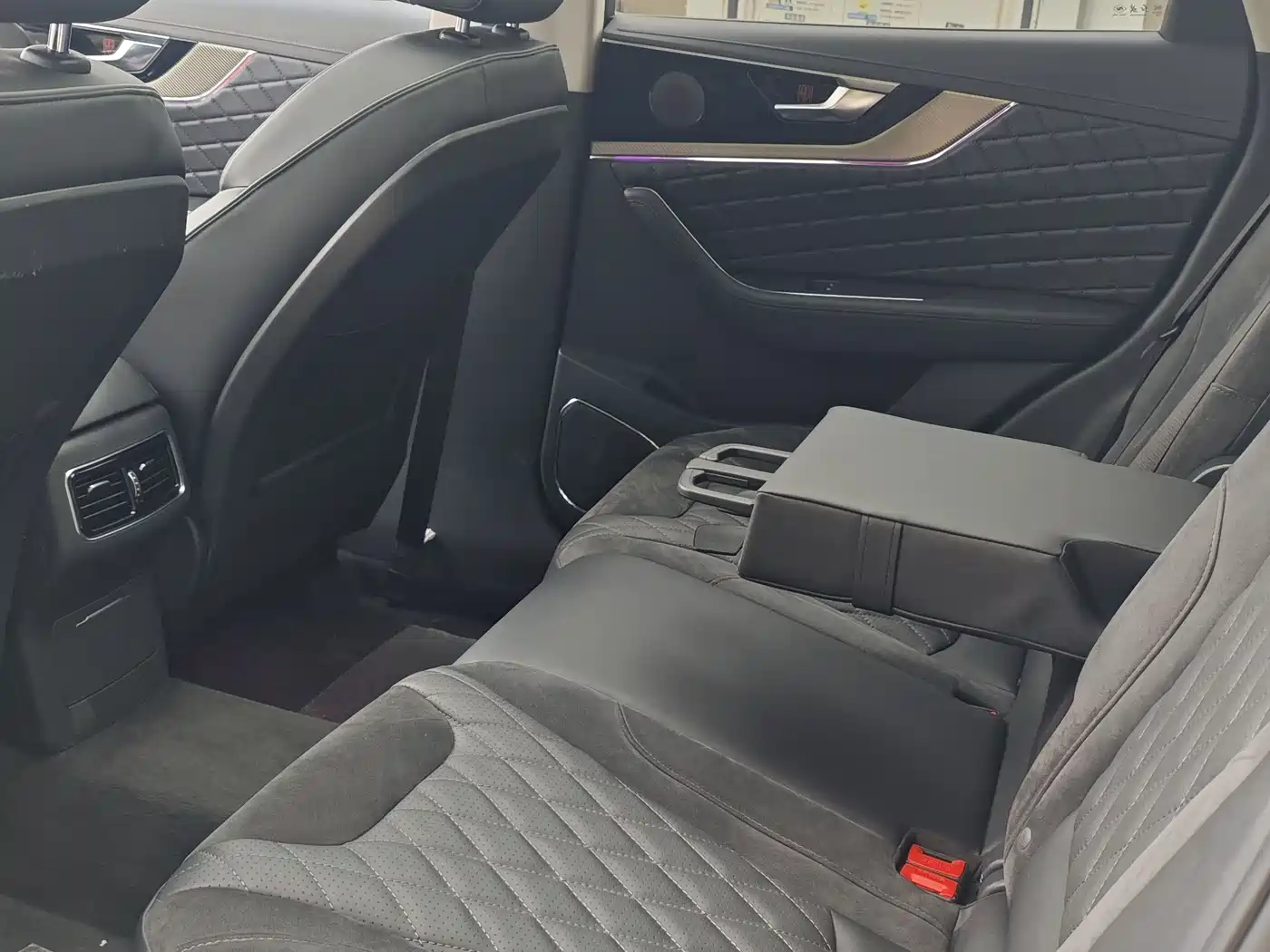 Hongqi HS5 2019 2.0T Intelligent Flagship 4WD Version фото 9