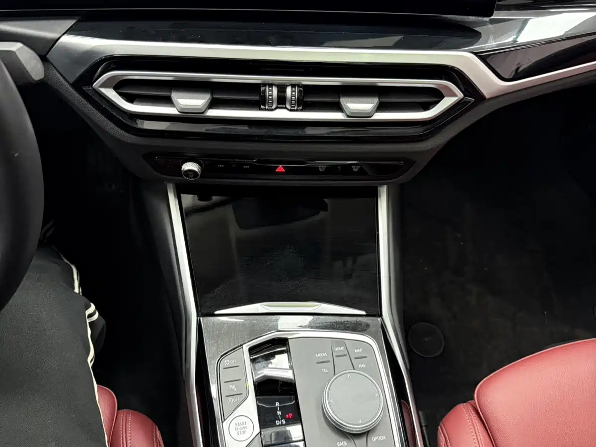 BMW 3 Series 2023 320Li M Sport Package фото 8