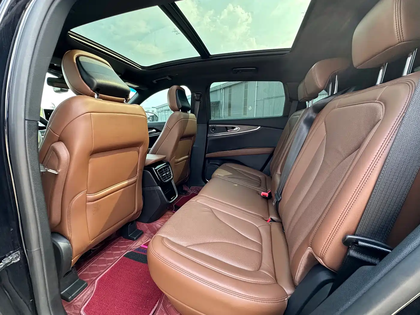 LINCOLN NAVIGATOR