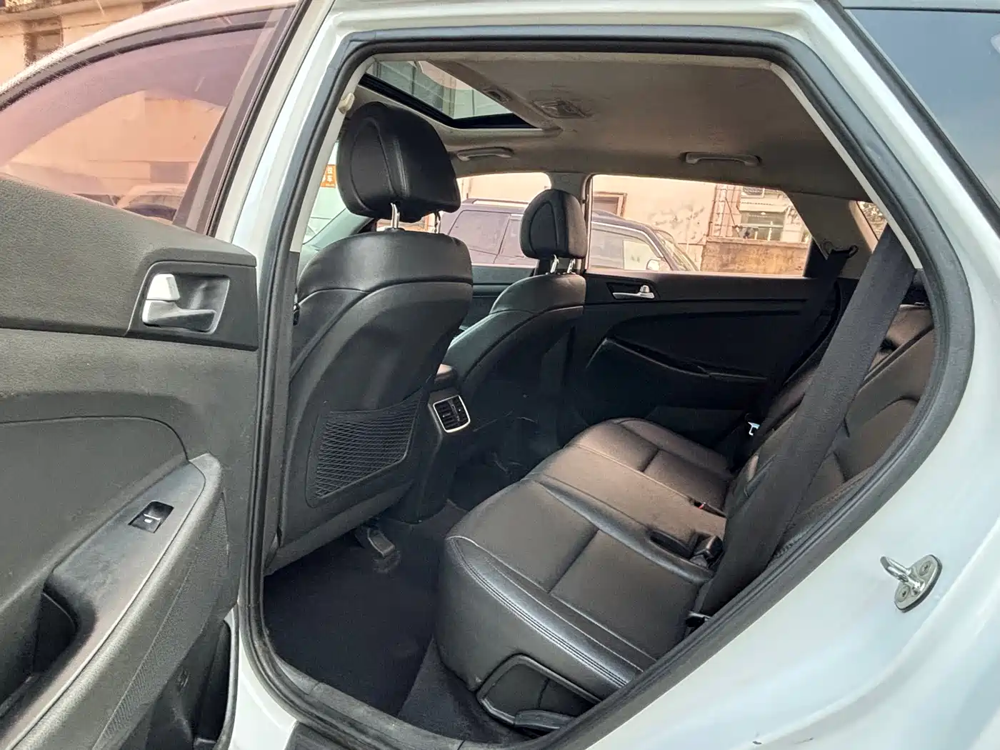 Hyundai Tucson 2015 1.6T Dual Clutch 2WD Smart фото 10