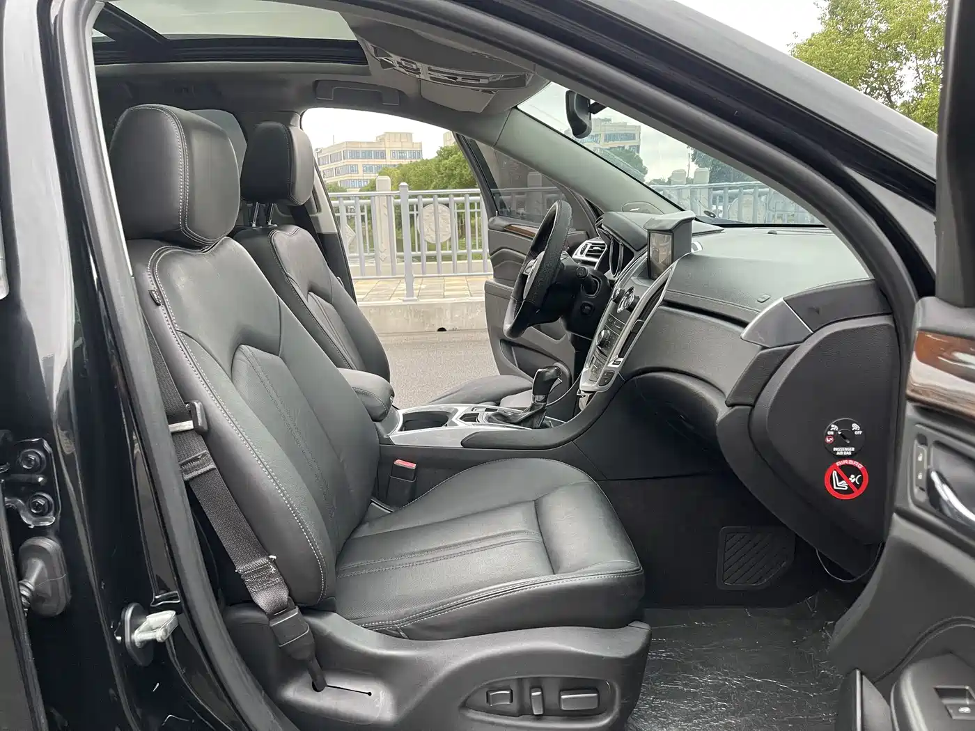 Cadillac SRX 2012 3.0L Luxury Model фото 7