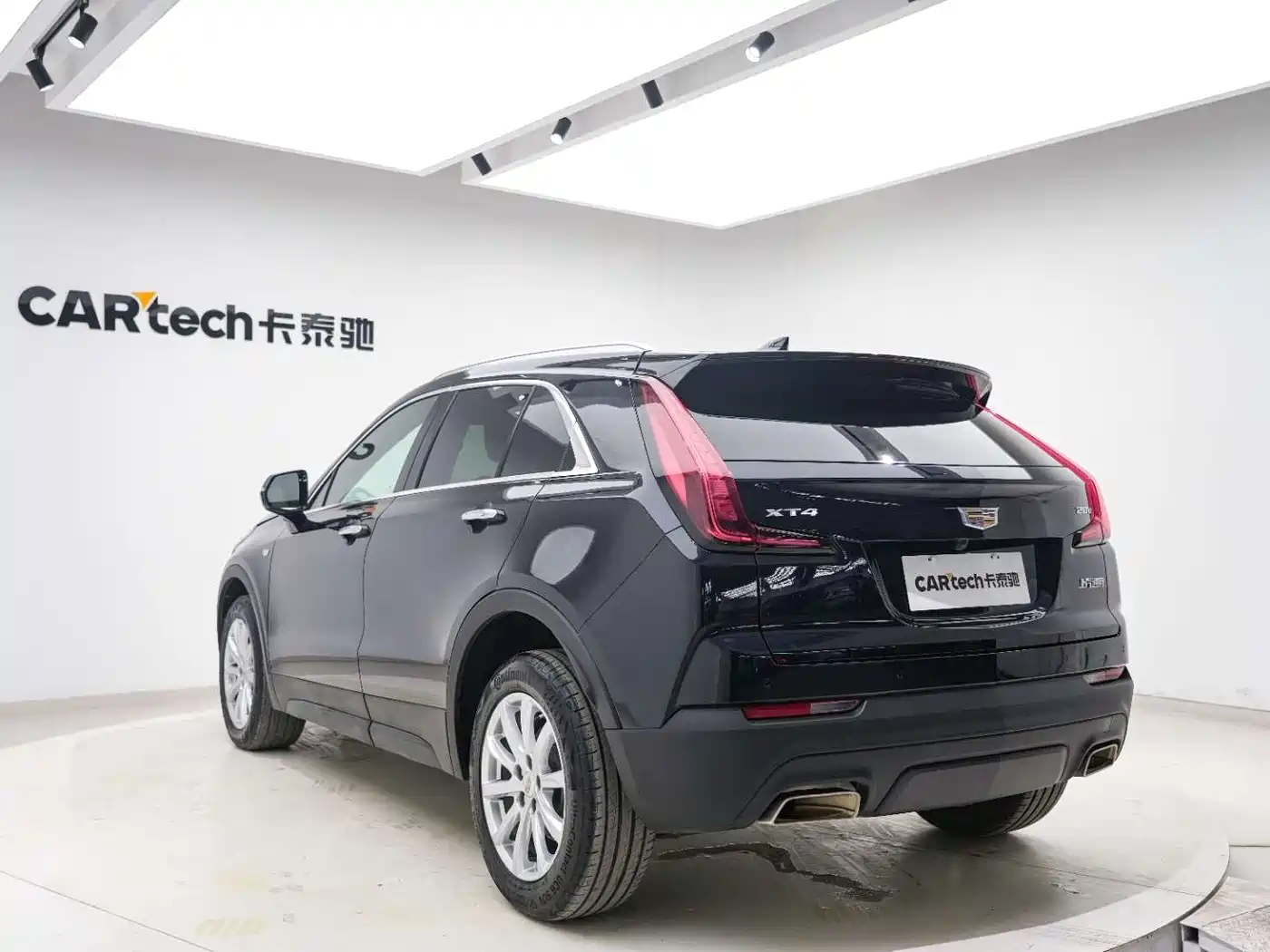 Cadillac XT4 2022 28T FWD Style фото 20