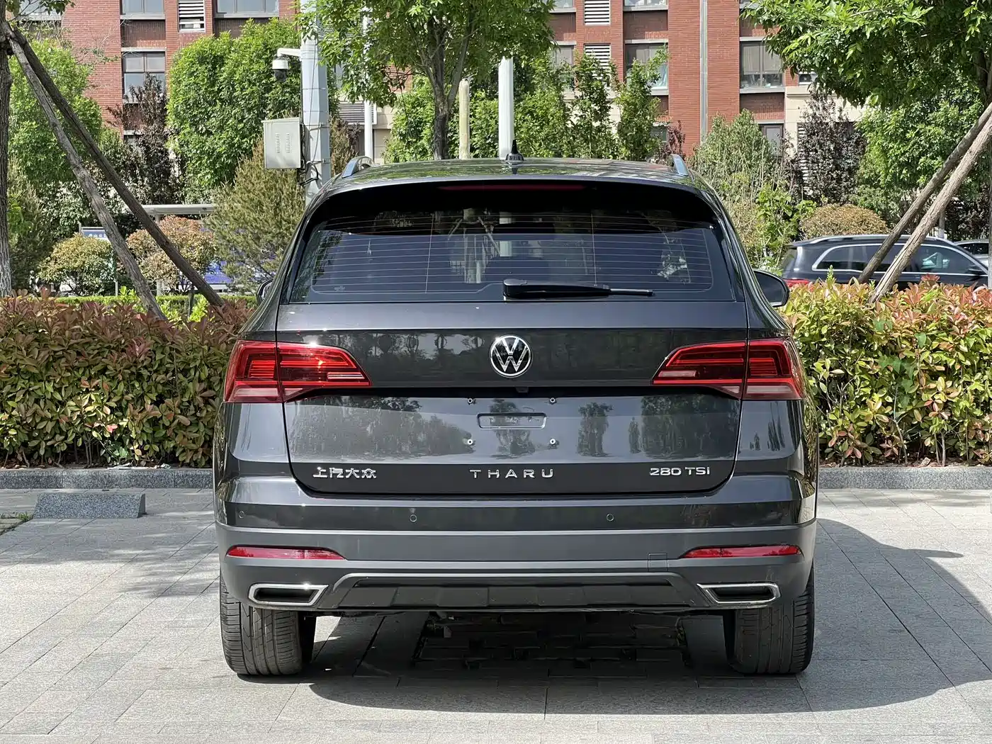 Volkswagen Tharu 2022 280TSI FWD Luxury Edition фото 6