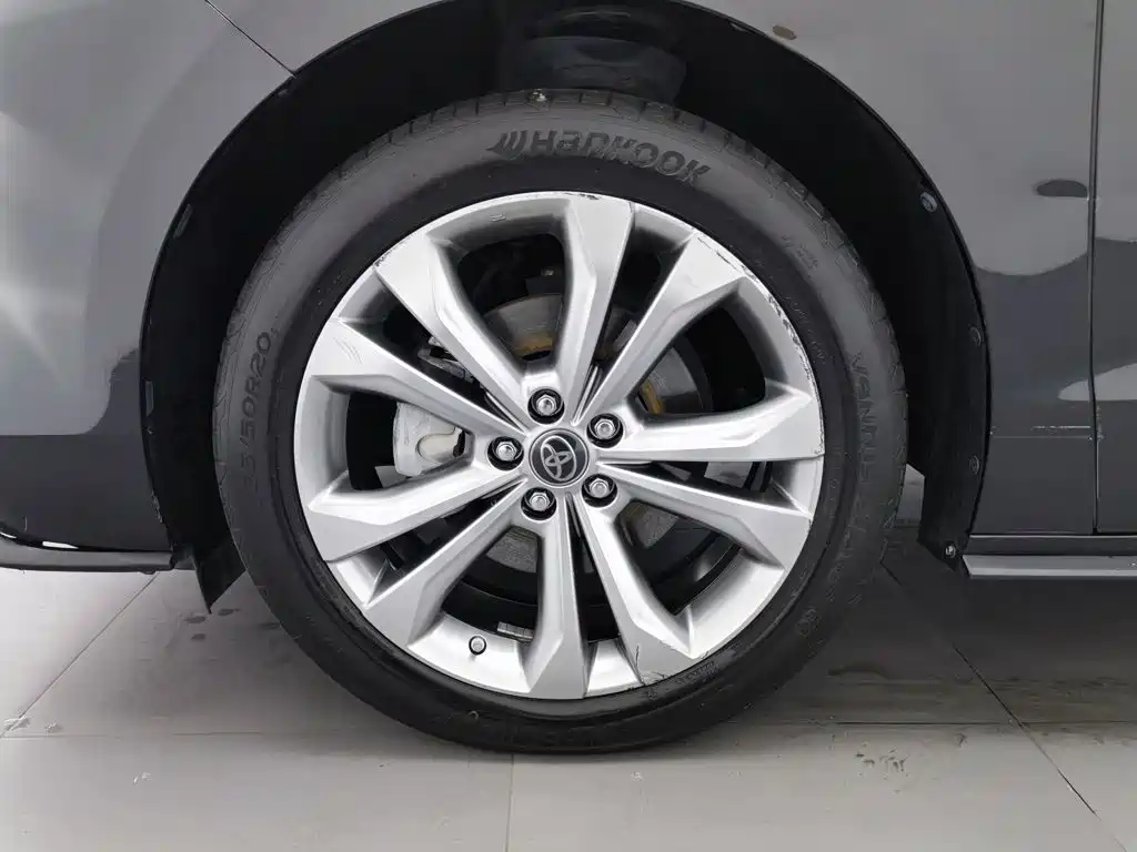 Toyota Sienna, миниатюра 17