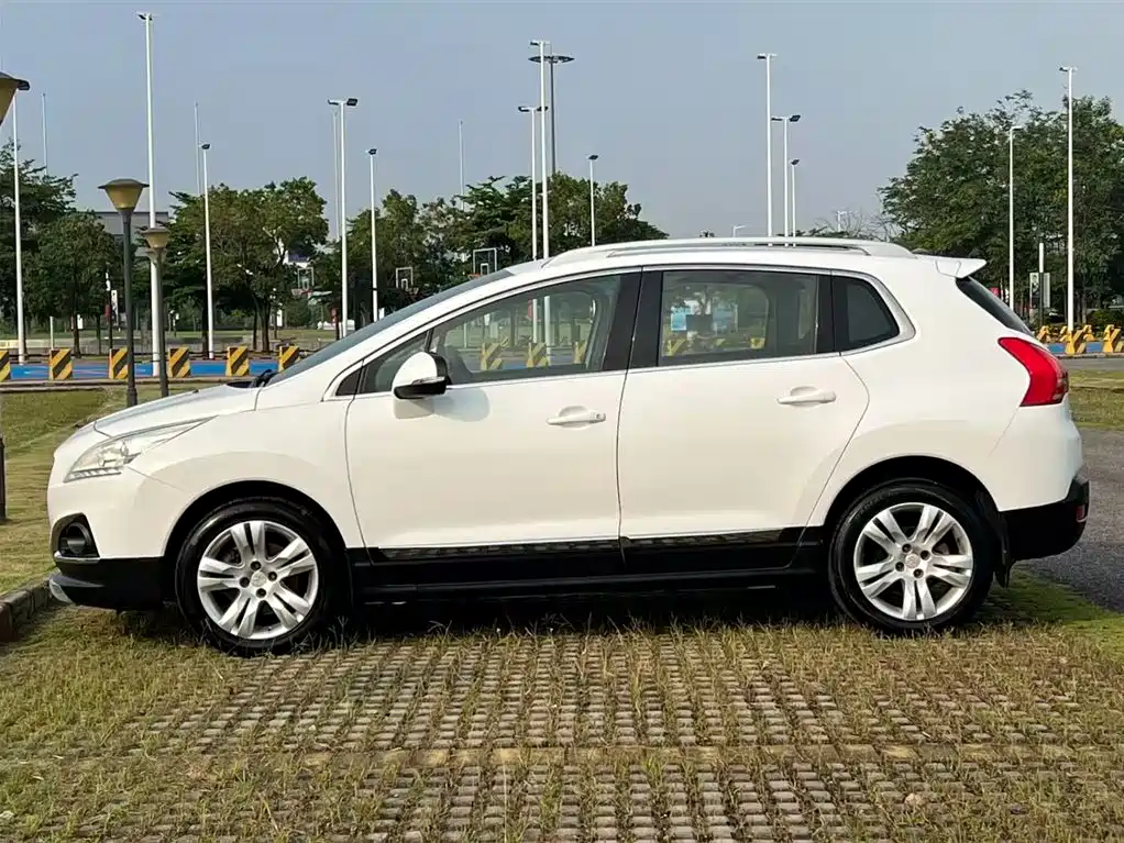 Peugeot 3008 2015 1.6THP Automatic Top Style Edition фото 5