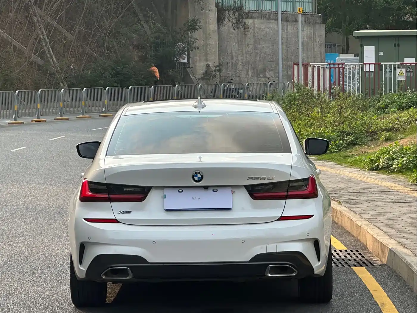 BMW 3 Series 2022 325Li M Sport Package фото 13