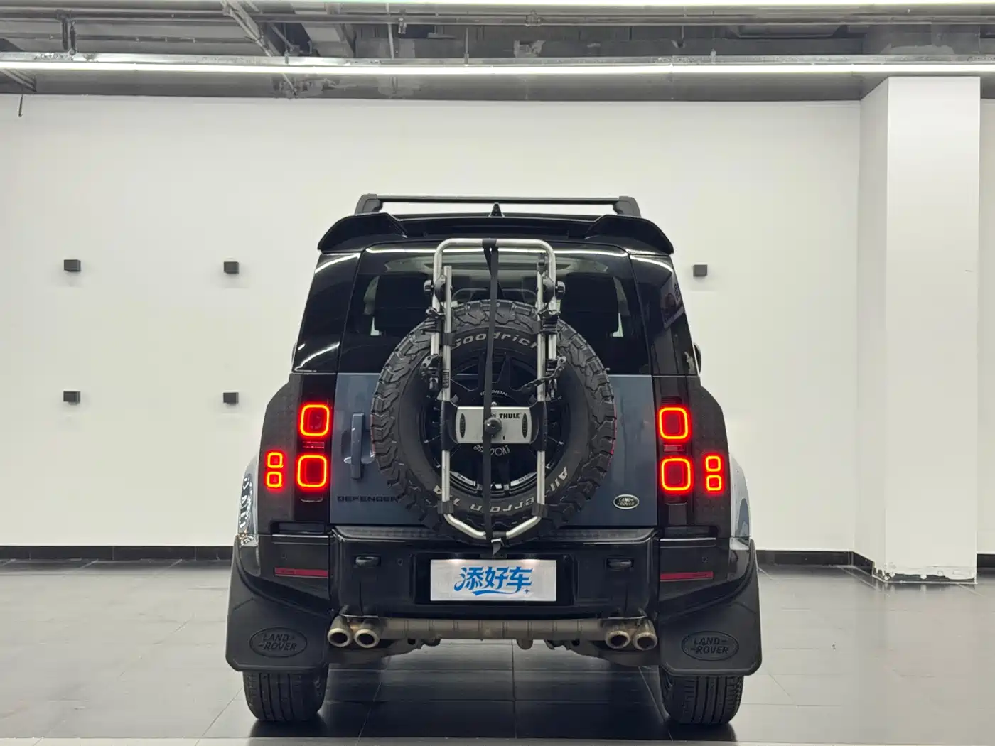 Land Rover Defender 2022 90 2.0T P300 X-DYNAMIC HSE фото 13