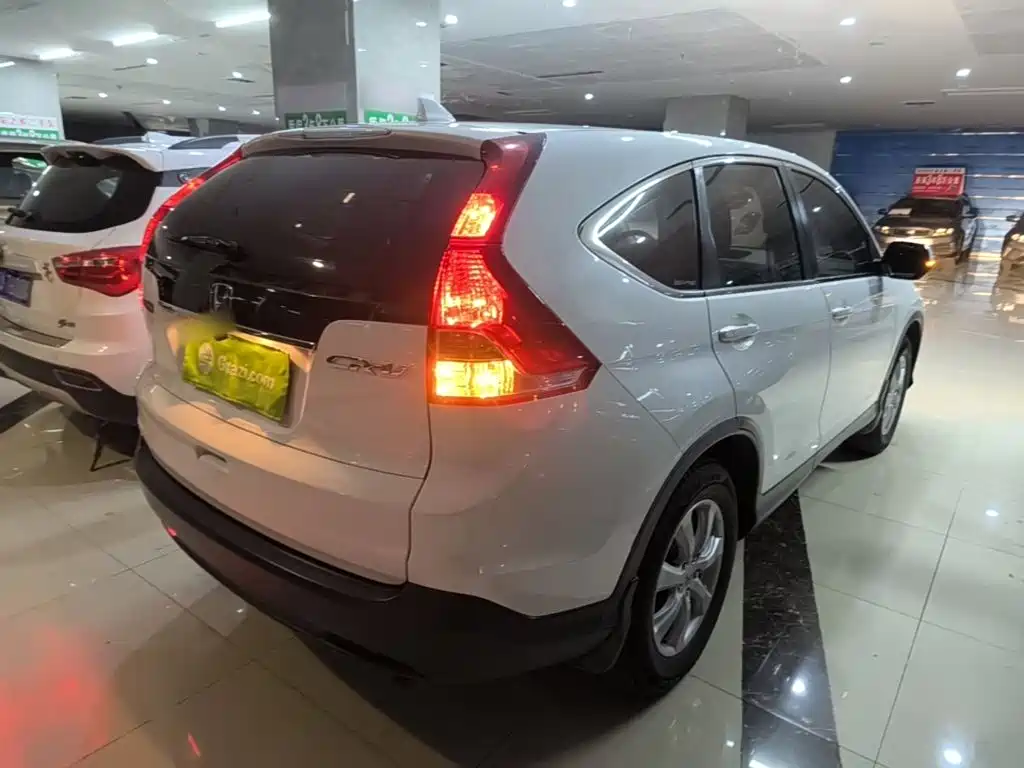 Фото 7 - Honda CR-V