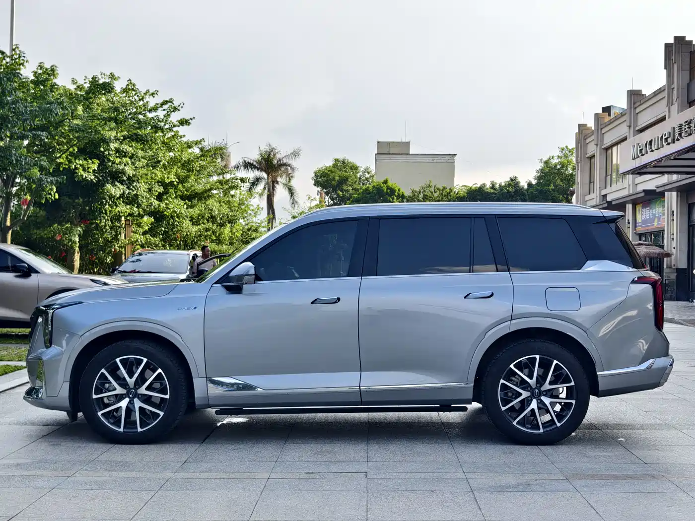 GAC Trumpchi Trumpchi ES9 2024 PHEV 143km Pro фото 4