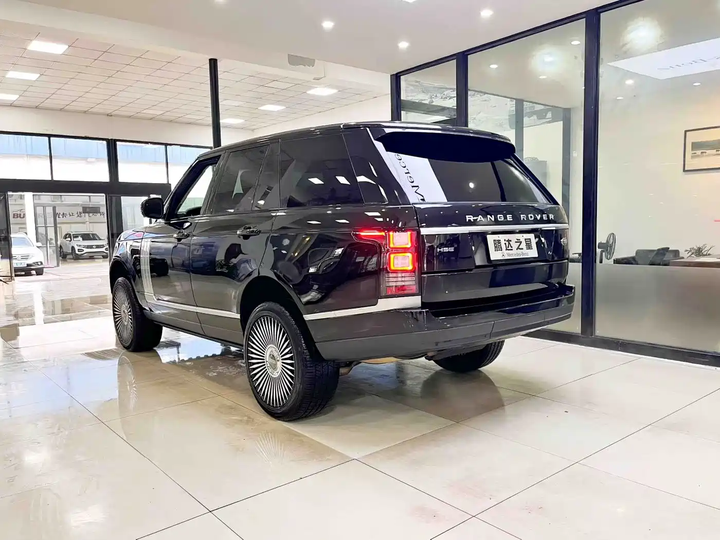 Land Rover Range Rover 2014 3.0 SC V6 Vogue фото 7