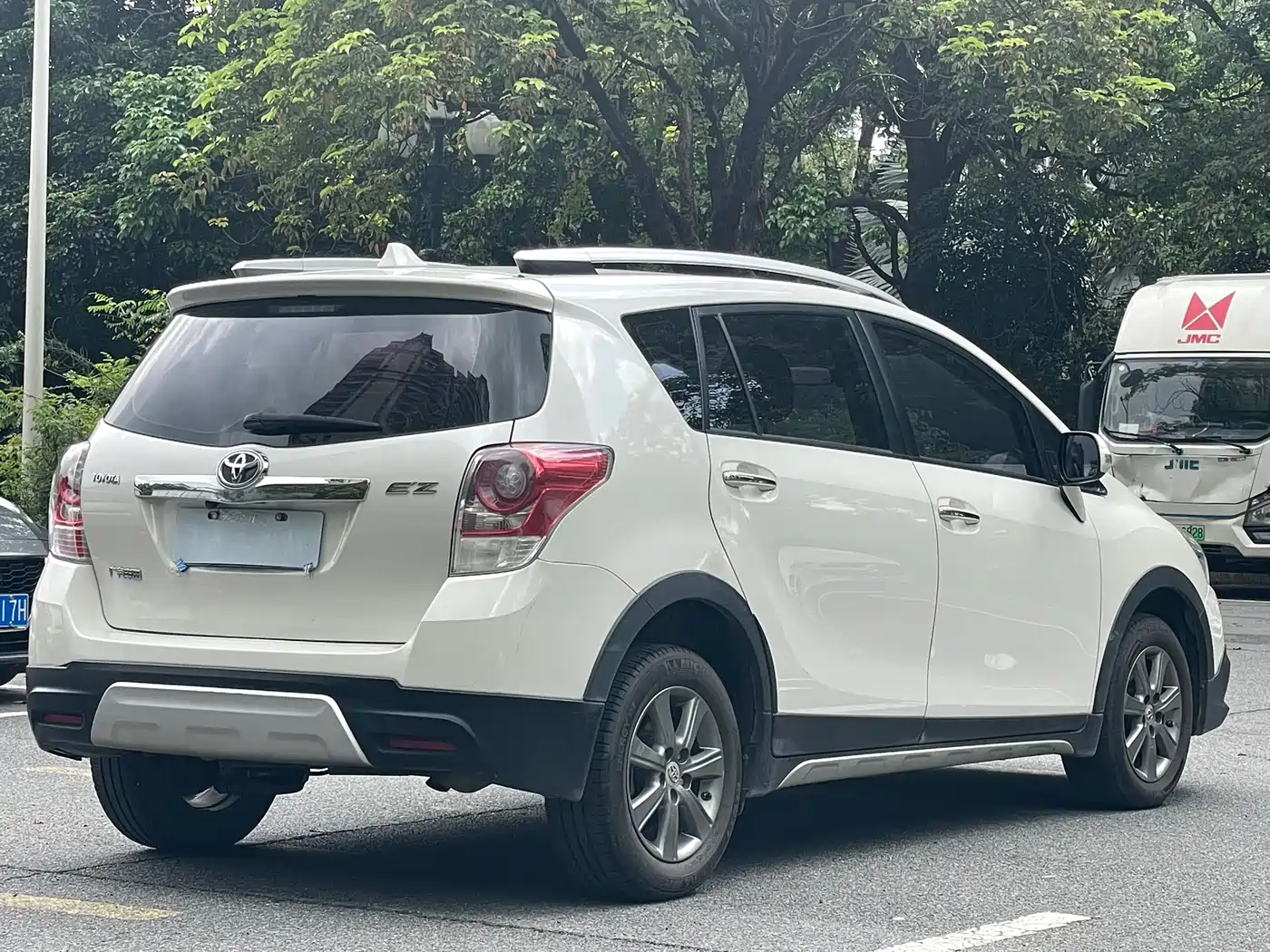 صورة 6 - Toyota E'Z