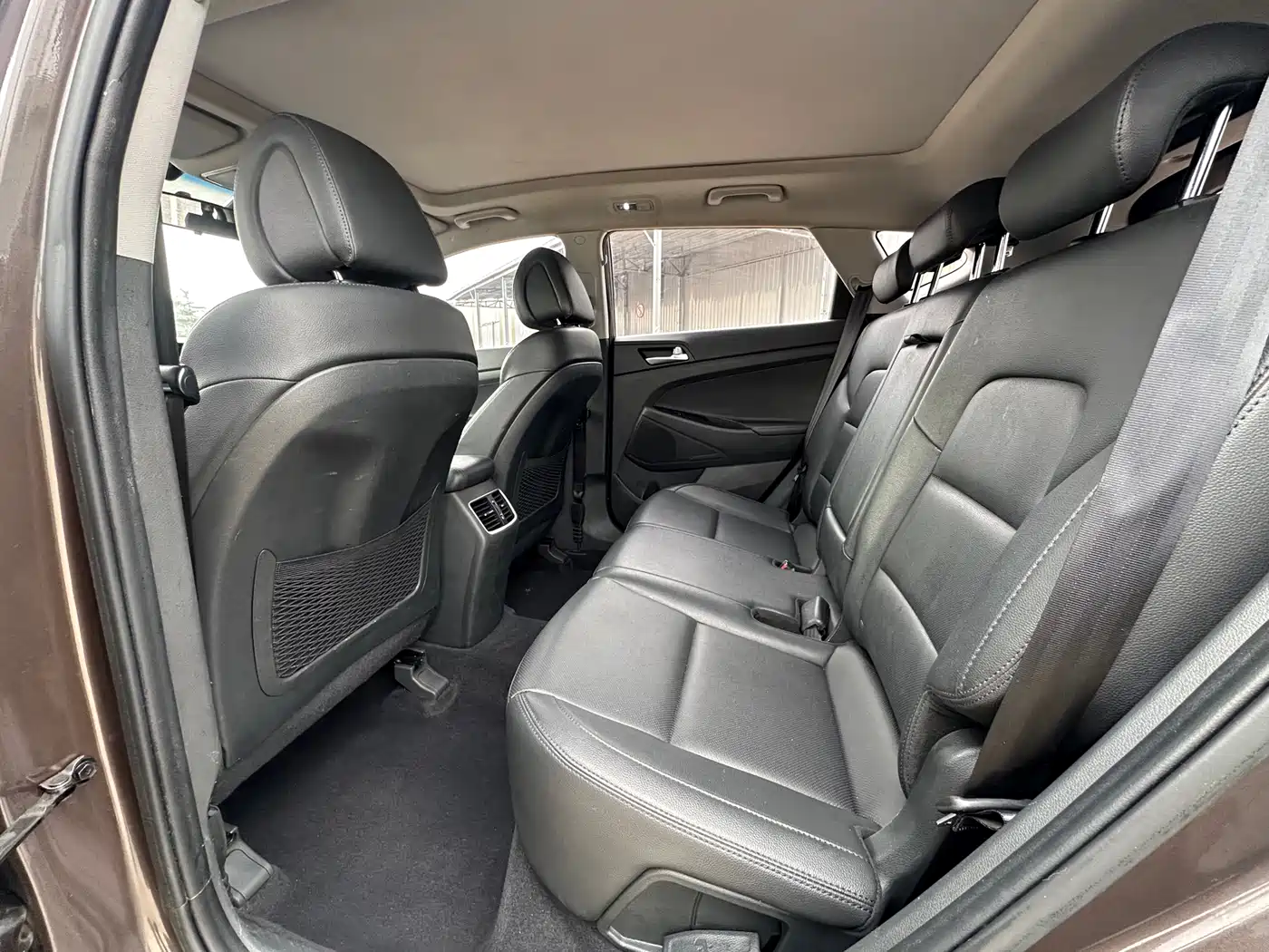 Hyundai Tucson 2018 1.6T DCT 2WD 15th Anniversary Special Edition фото 5
