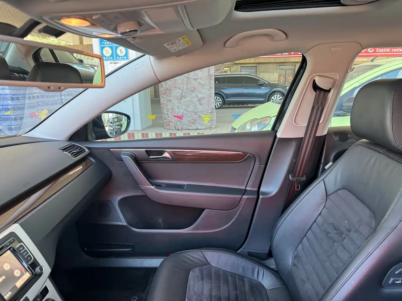 Volkswagen Magotan 2016 2.0TSI Smart Premium фото 7