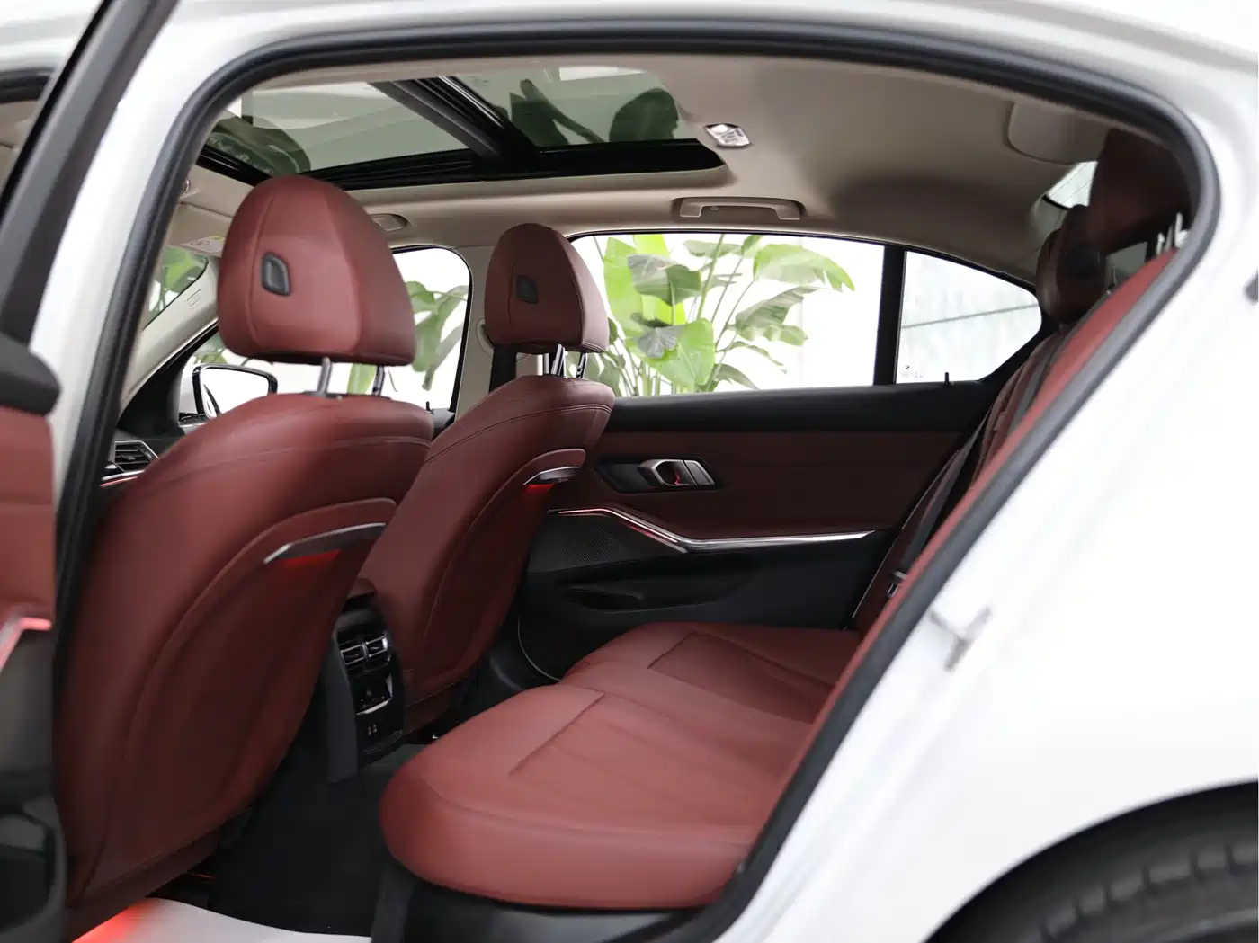 BMW 3 Series 2023 320Li M Sport Package фото 12