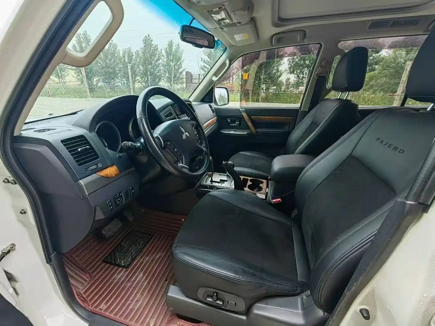 Mitsubishi Pajero (Import) 2019 3.0L Auto Standard Version фото 8
