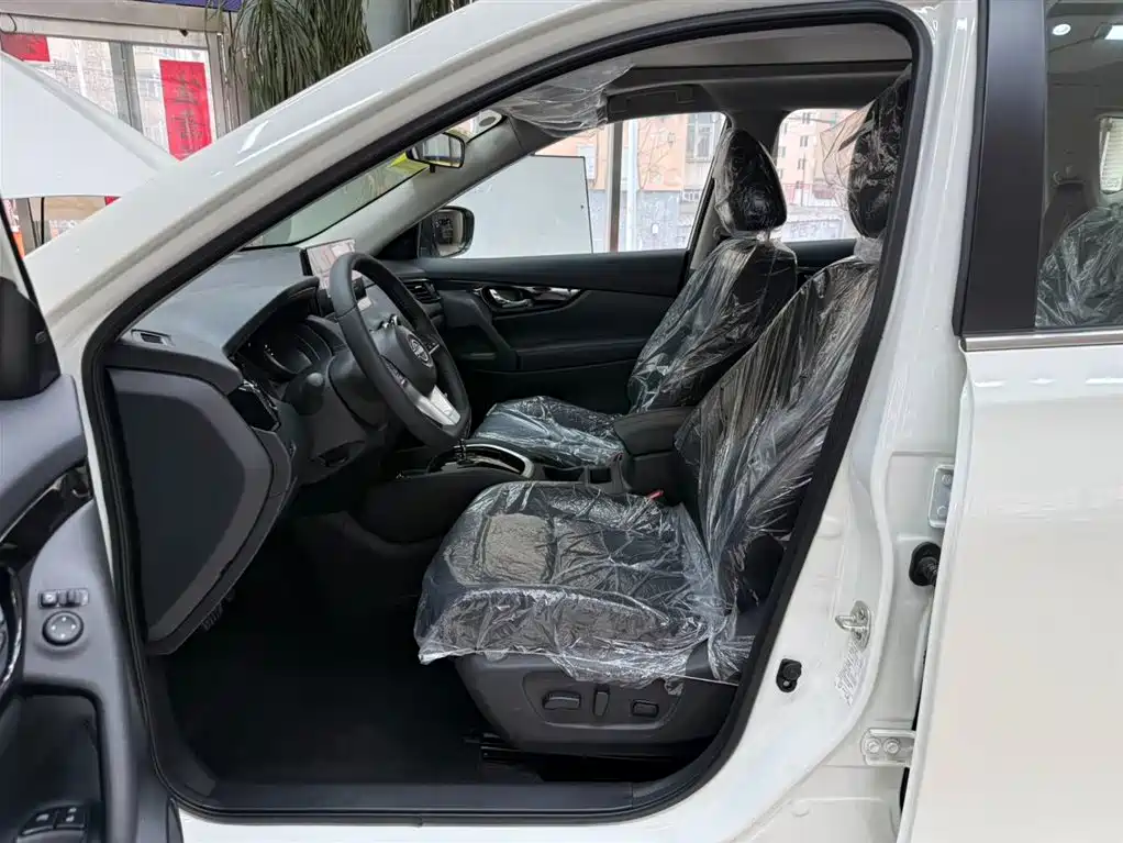 NISSAN QIJUN