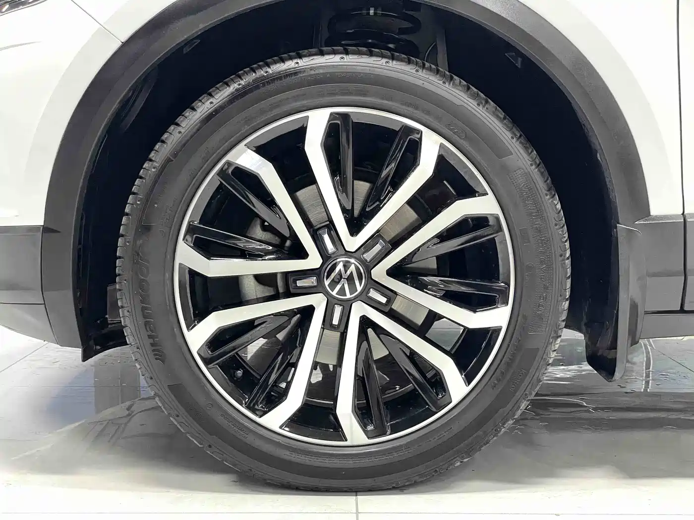Volkswagen T-ROC 2021 Facelift 280TSI DSG 4WD Luxury Smart Connect Edition фото 15