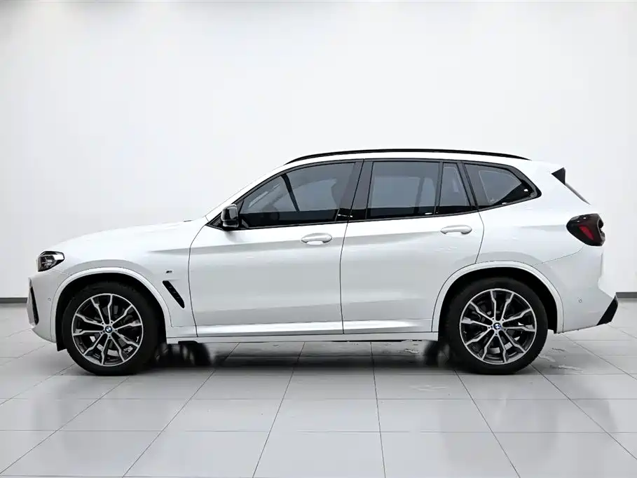 BMW X3 2023 Facelift xDrive30i Leading M Night Package фото 5