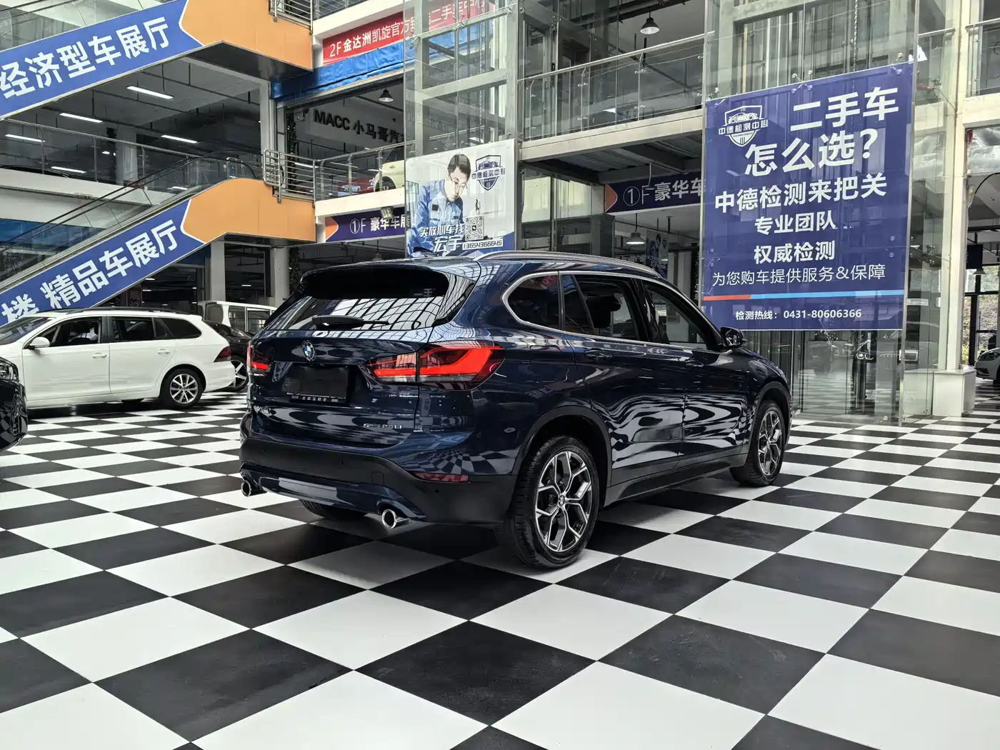 BMW X1 2021 sDrive25Li Leading фото 6