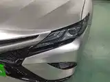 Фото 24 - Toyota Camry