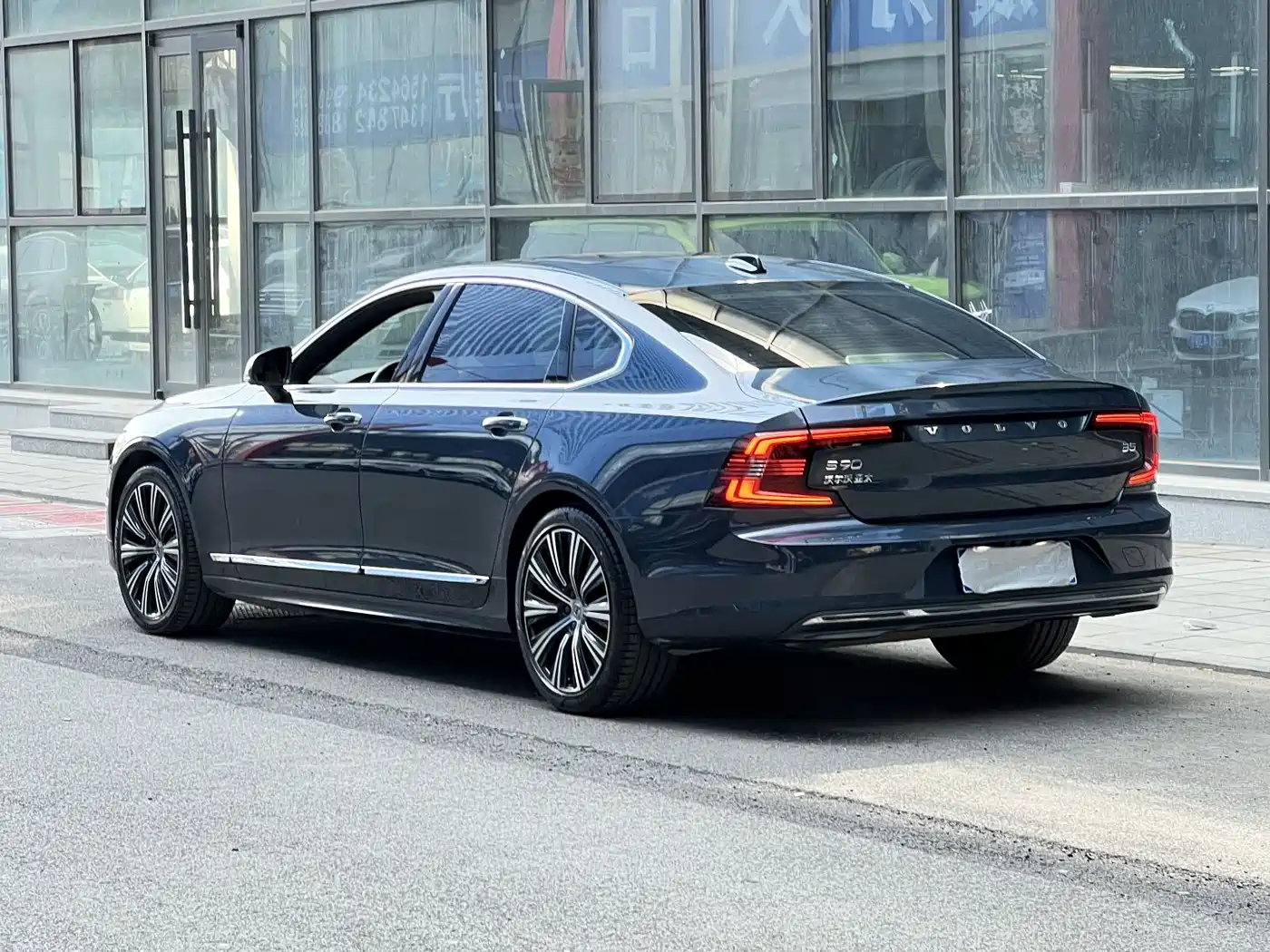 Volvo S90 2022 B5 Zhiyuan Luxury Edition фото 3