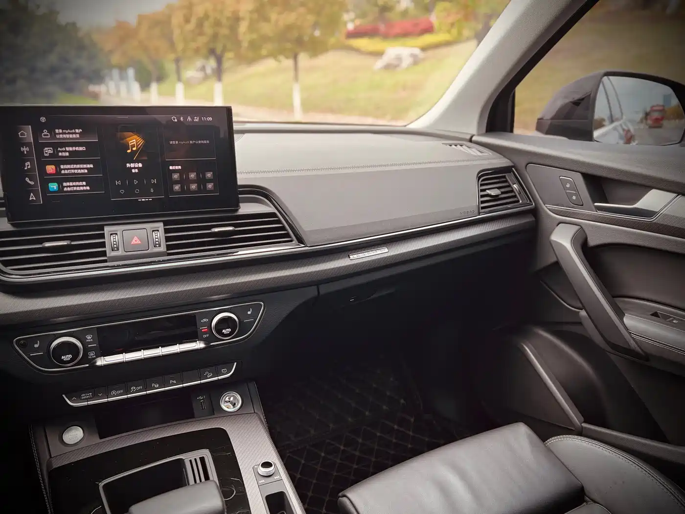 Audi Q5L 2022 Facelift 40T Luxury Dynamic фото 16