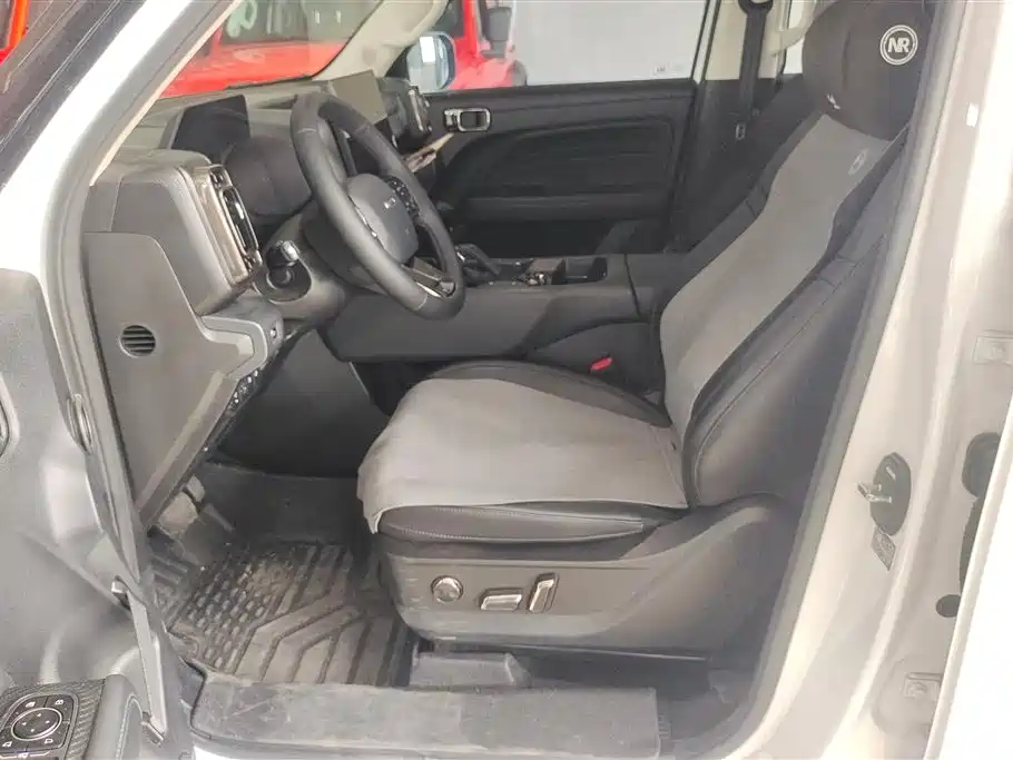 Haval Meng Long NEV 2024 Hi4 102 Pro фото 9
