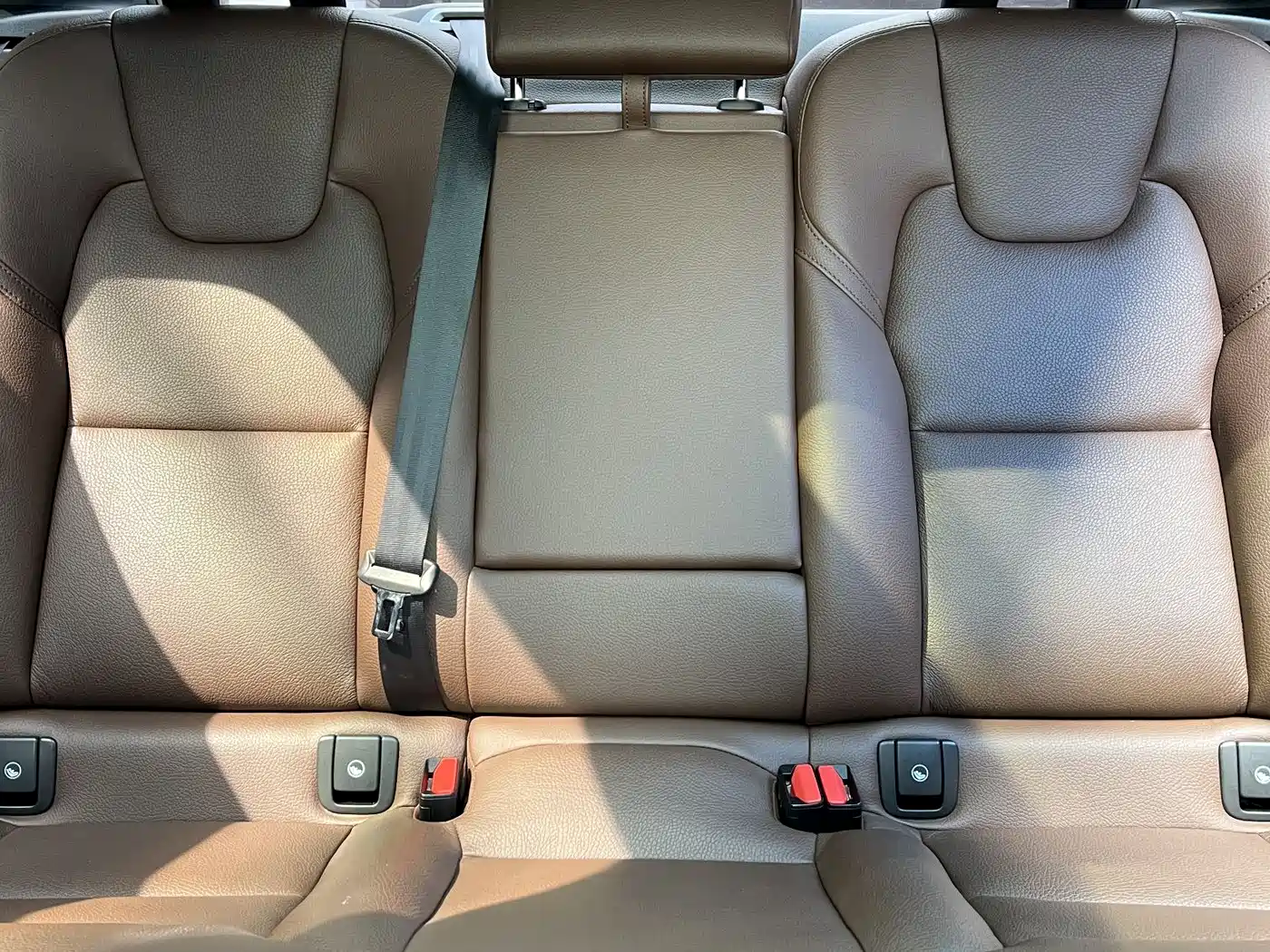 Volvo S90 2022 B5 Zhiyuan Luxury Edition фото 21