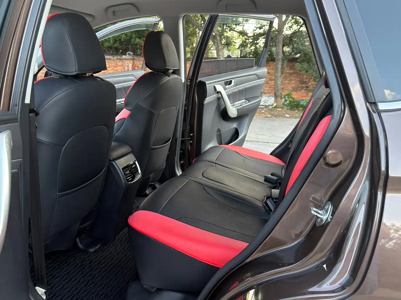 Haval M6 2021 PLUS 1.5T Manual Elite Smart Connect фото 7