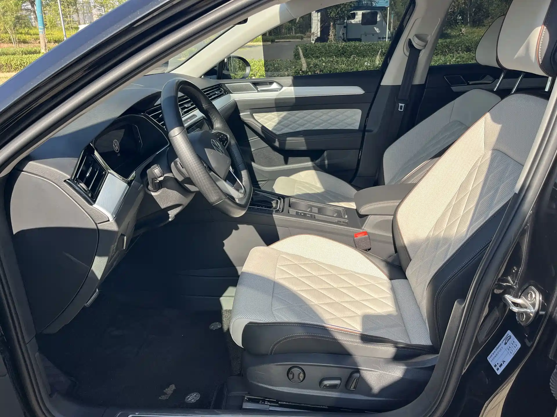 Фото 5 - Volkswagen Magotan