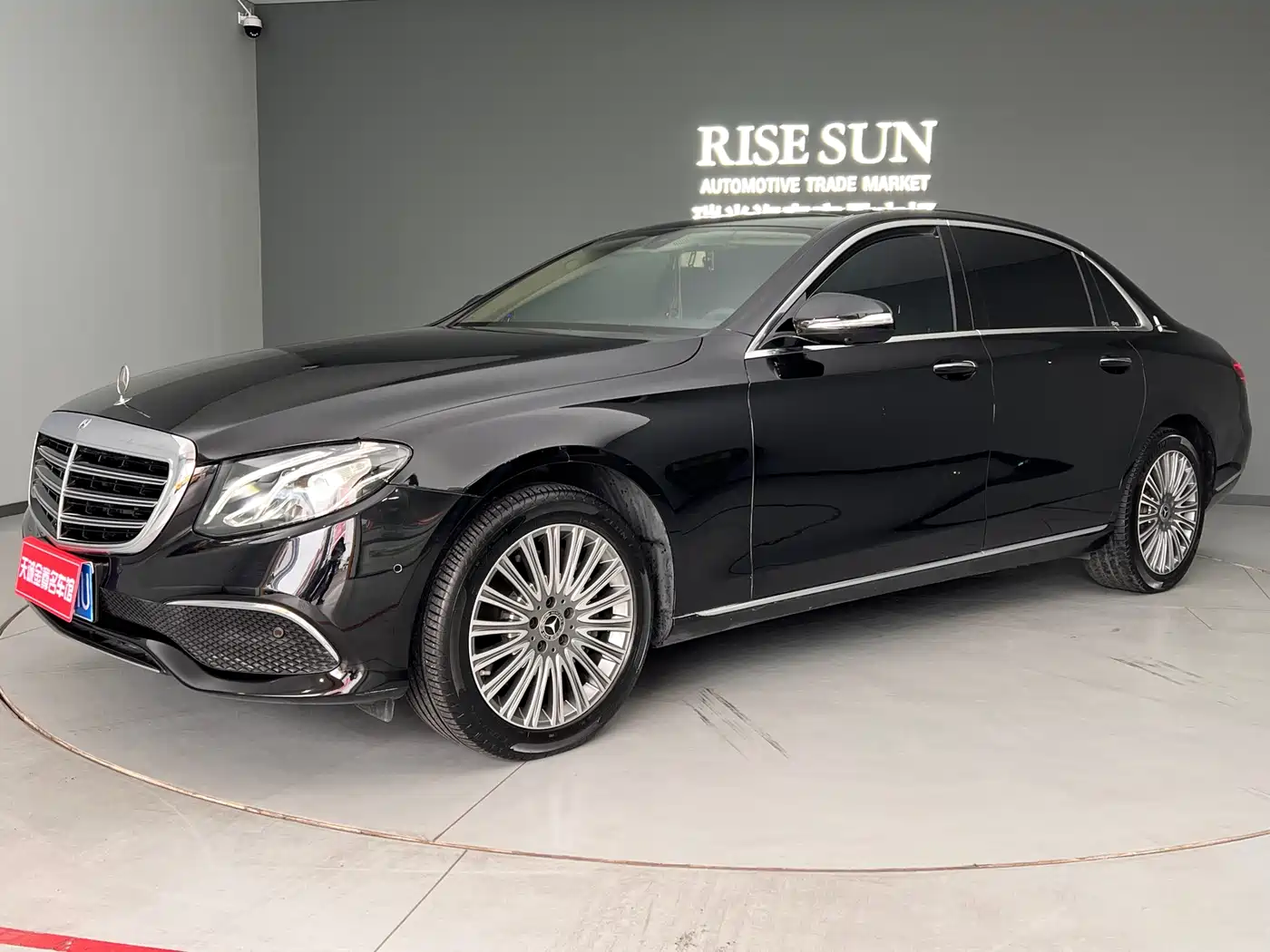 Mercedes-Benz E-Class 2020 E 300 L Fashion