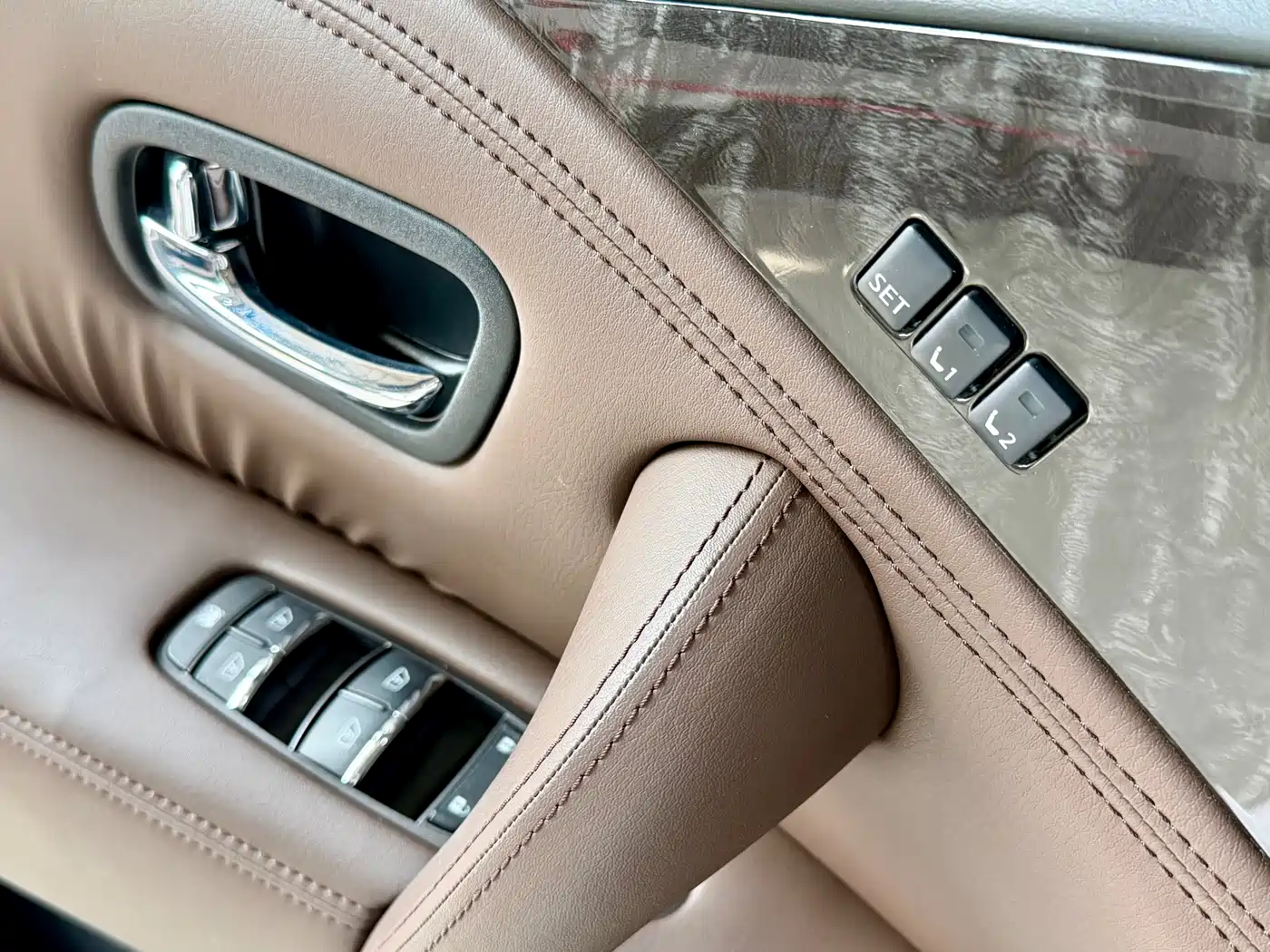 Nissan Patrol 2023 Model ARMADA 5.6L Invincible Fleet Platinum Edition фото 8