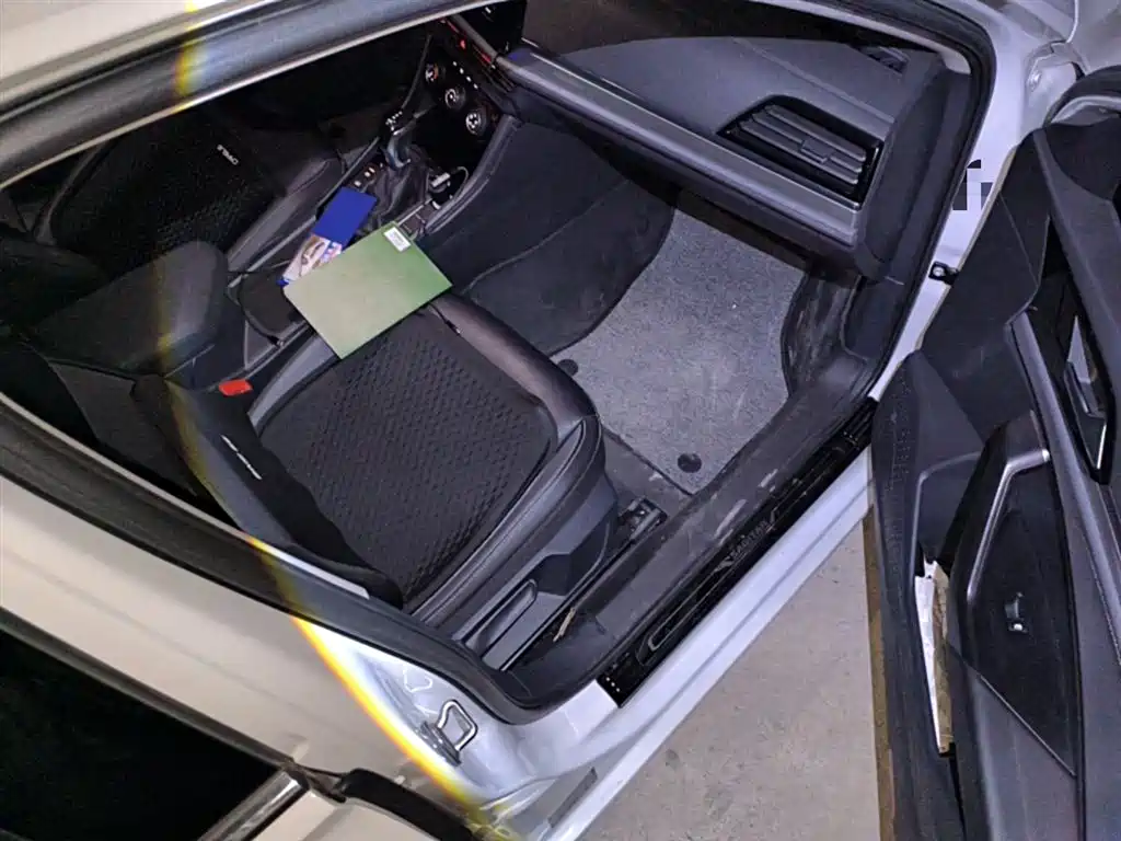 Volkswagen Sagitar 2019 200TSI DSG Comfort Version China V фото 20