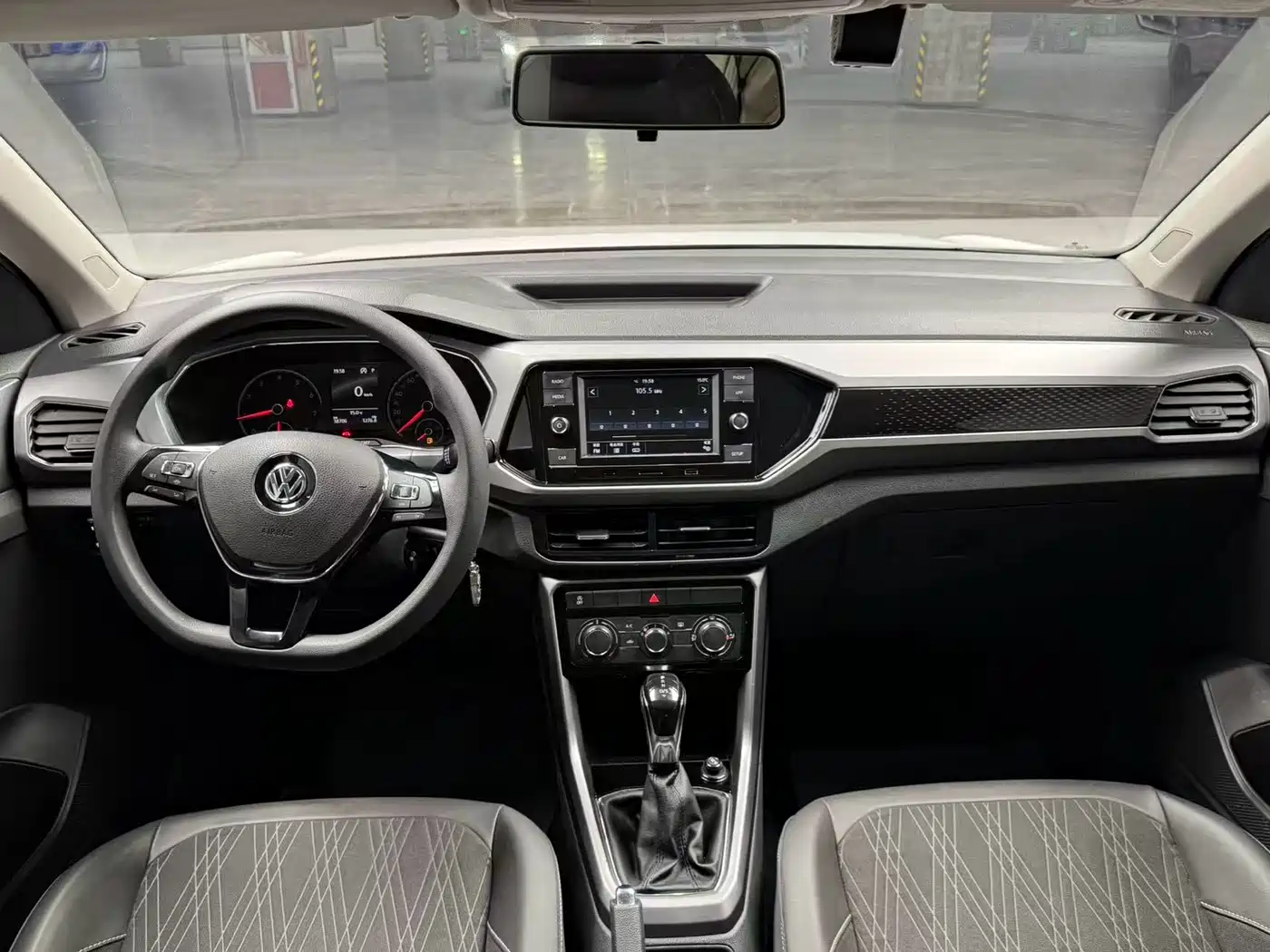 Volkswagen T-Cross 2019 280TSI DSG Comfort Edition фото 14