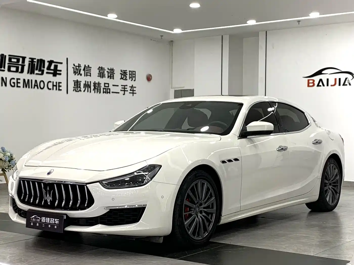 MASERATI GHIBLI