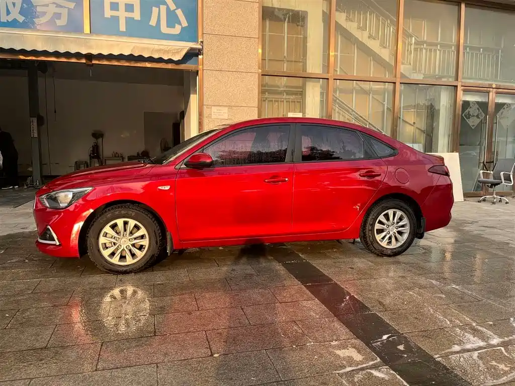 Hyundai Elantra 2018 1.6L Auto Joy GL (China V) фото 4