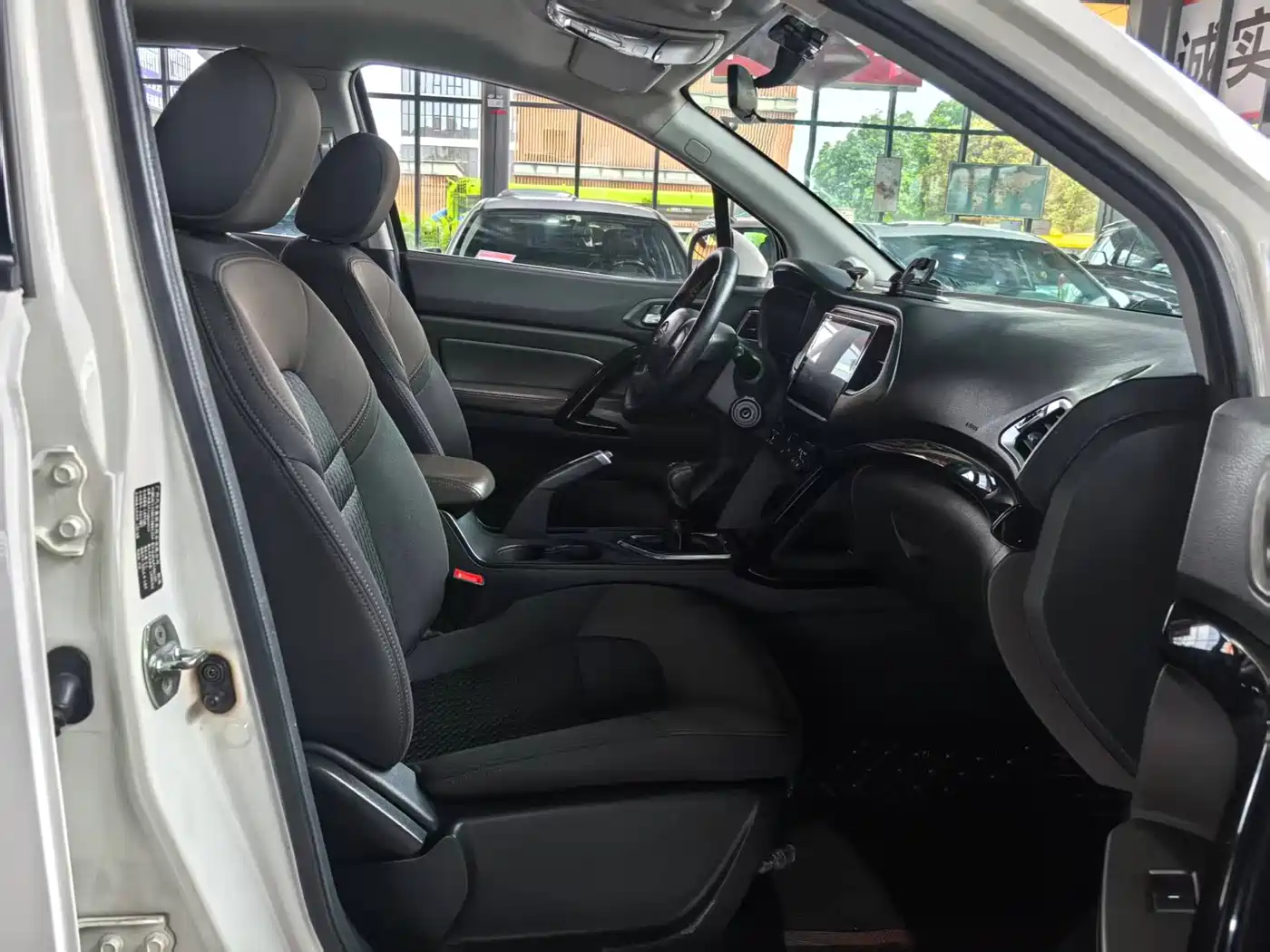 GAC Trumpchi Trumpchi GS4 2016 235T Manual Comfort Edition фото 9