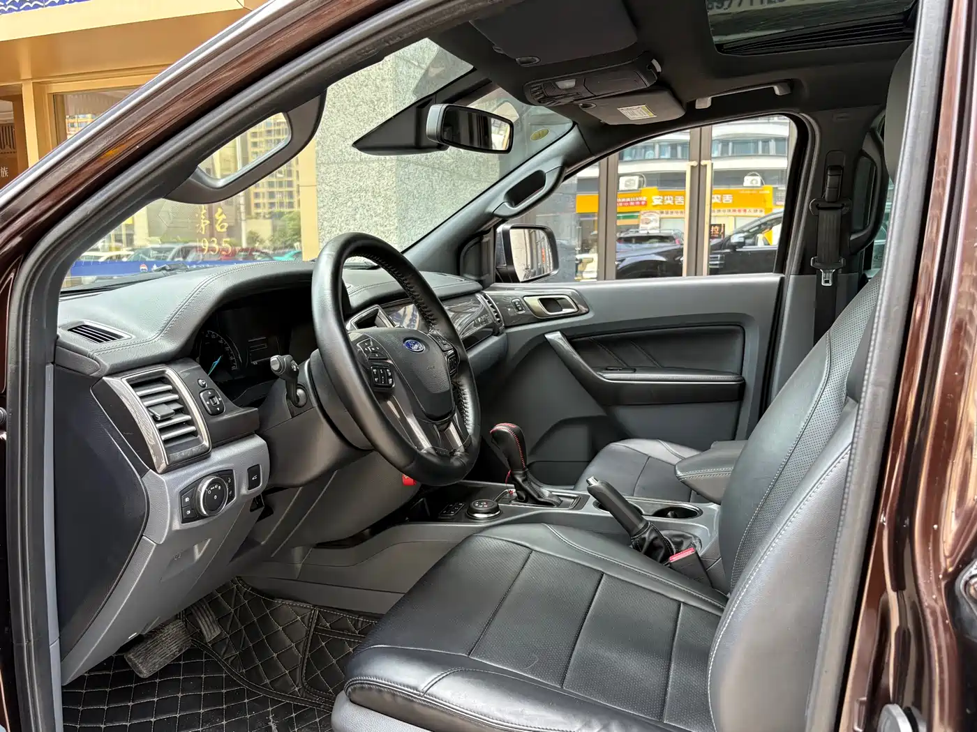 Ford Everest 2018 2016 2.0T Gasoline Automatic 4WD Luxury Edition