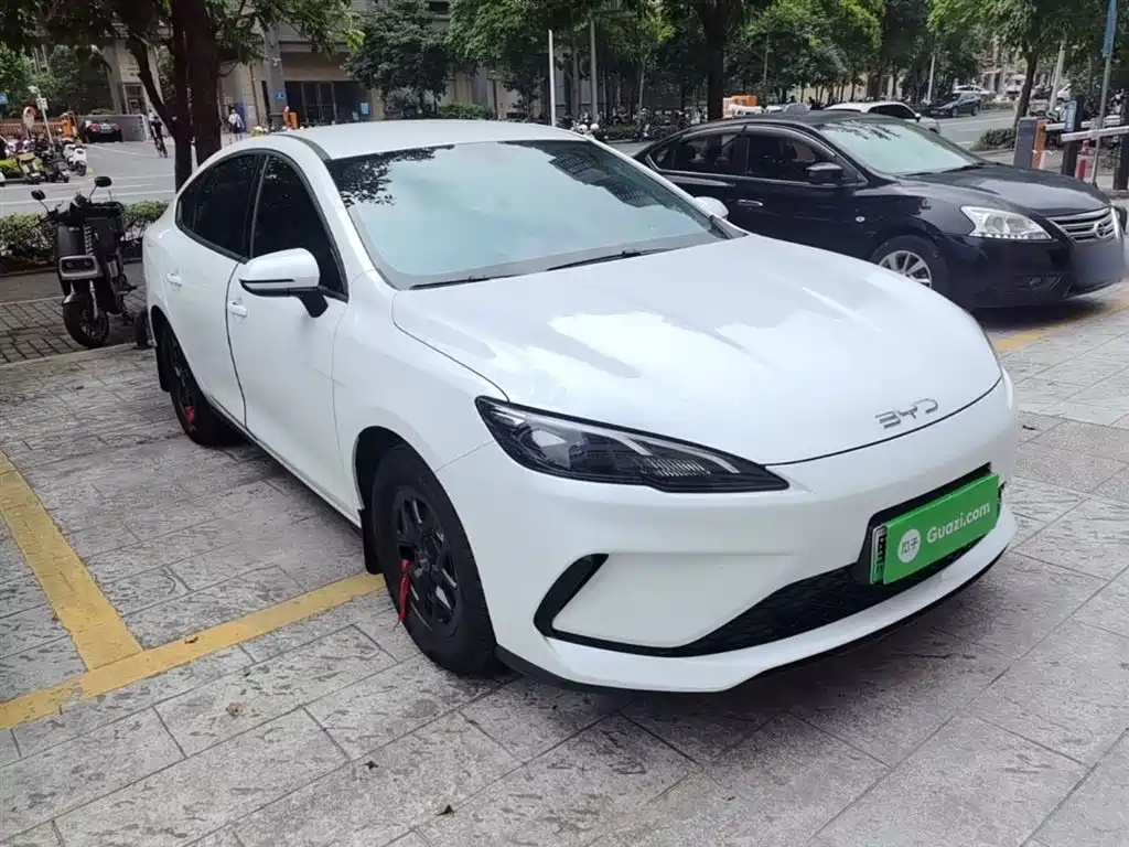 BYD Hai Bao 05 DM-i 2025 DM-i Smart Drive Edition 55KM Luxury фото 4