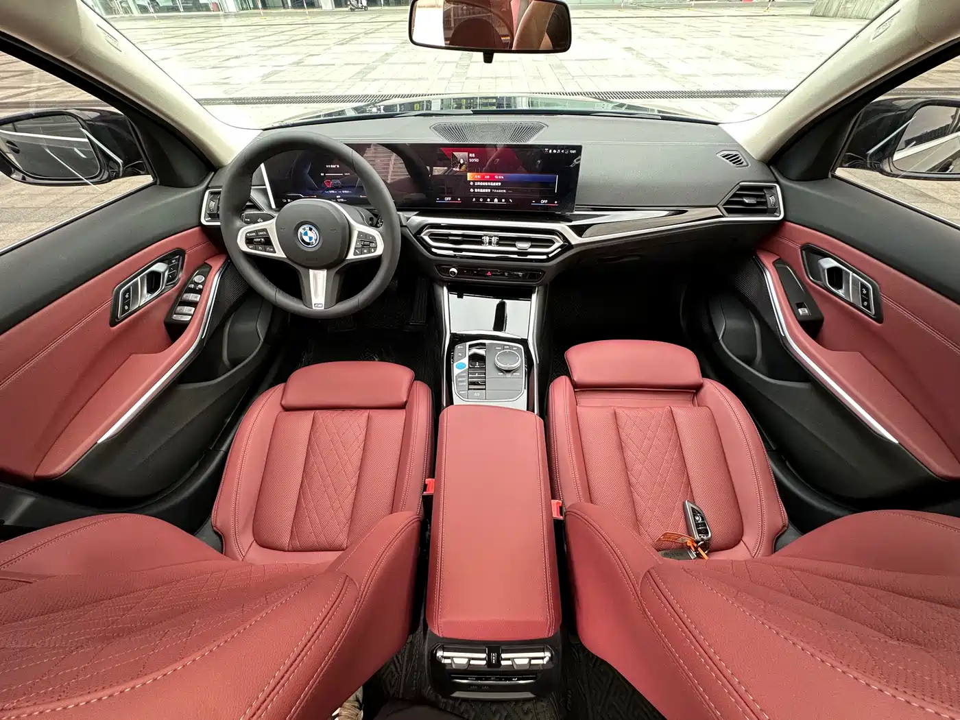 BMW i3 2024 eDrive 35 L фото 16