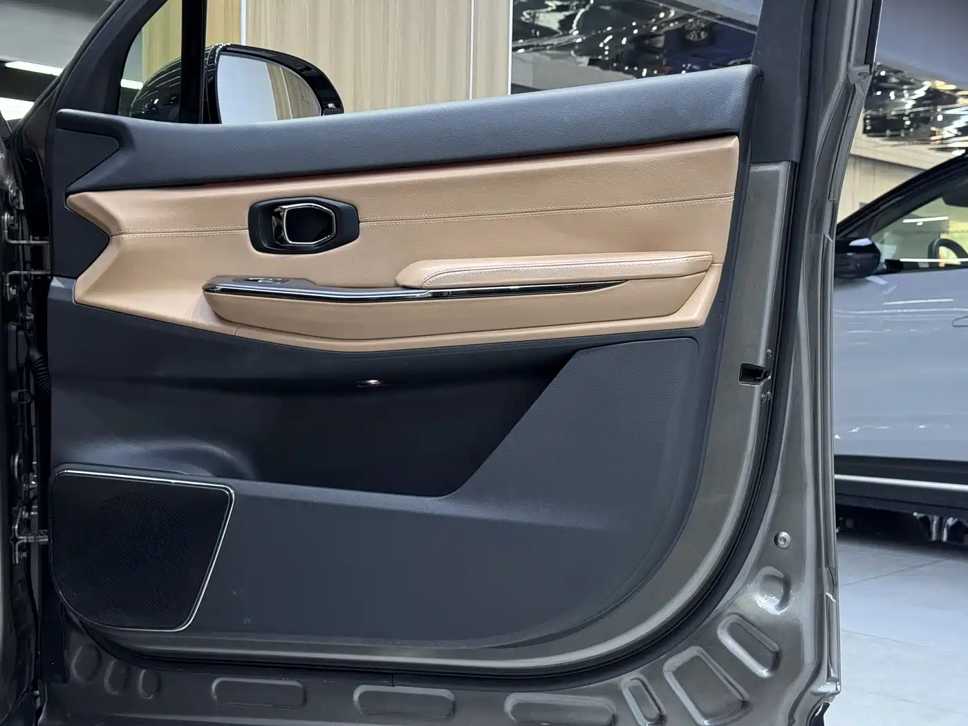 NIO ES8 2022 2020 580KM 6-Seater