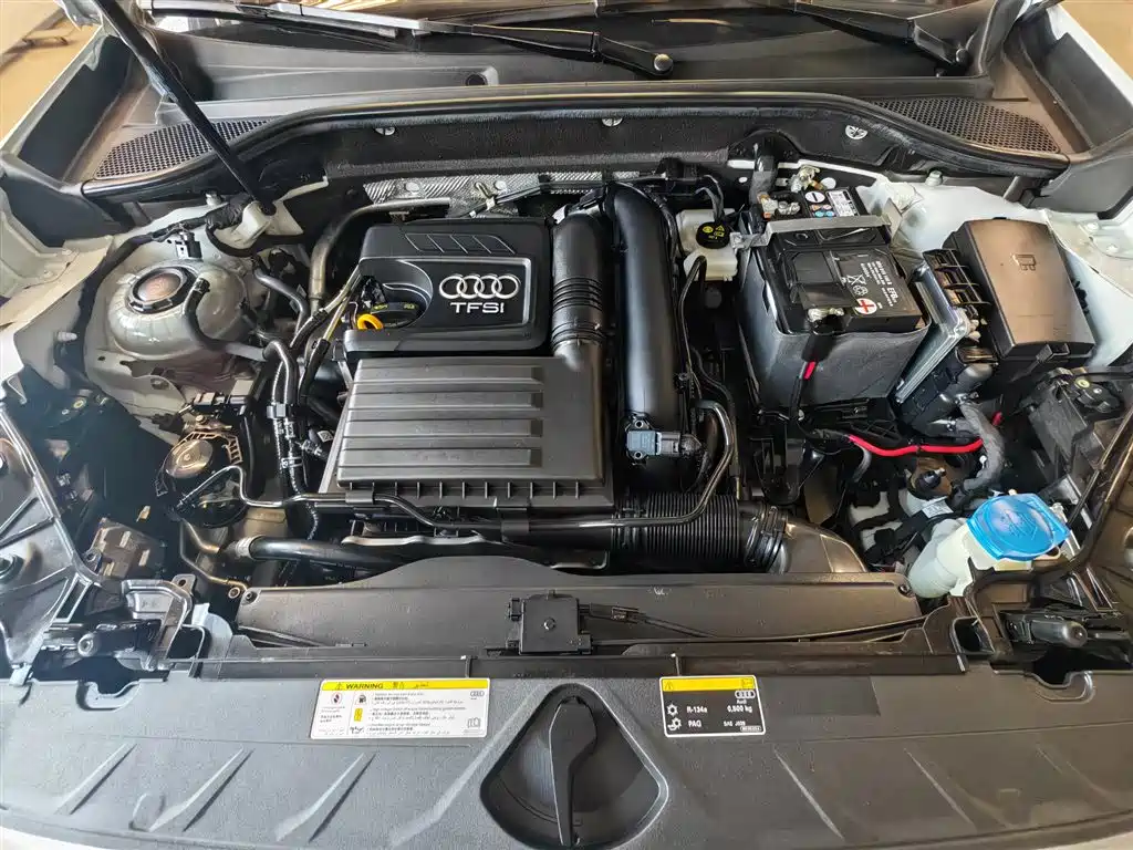 Фото 2 - Audi Q2L