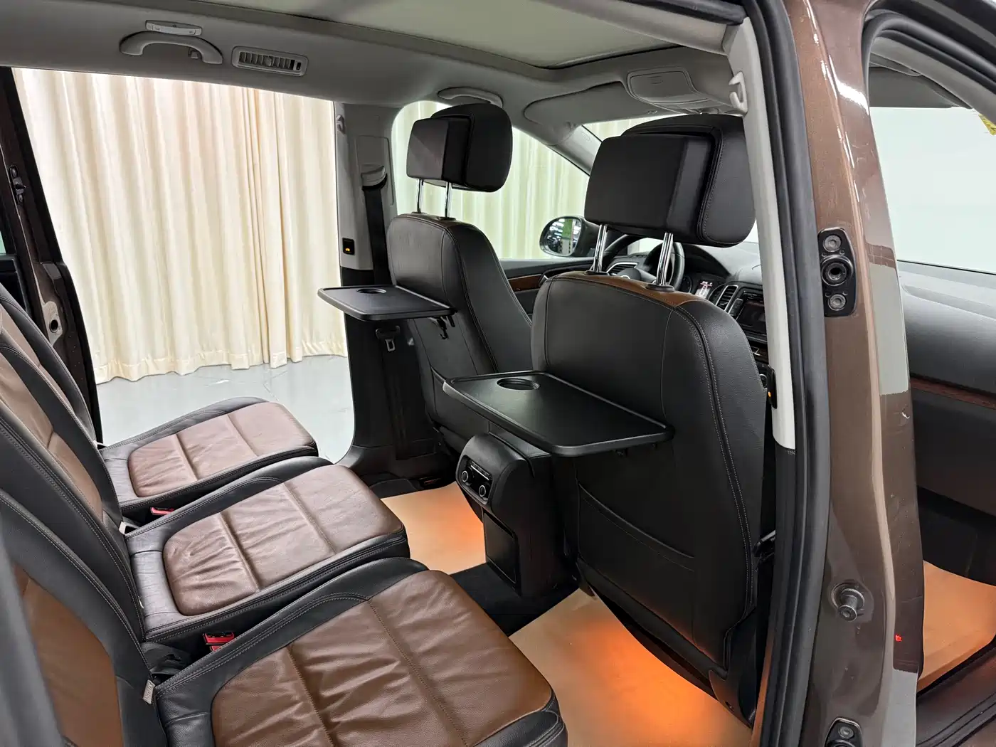 Volkswagen Sharan 2013 1.8TSI Comfort фото 11