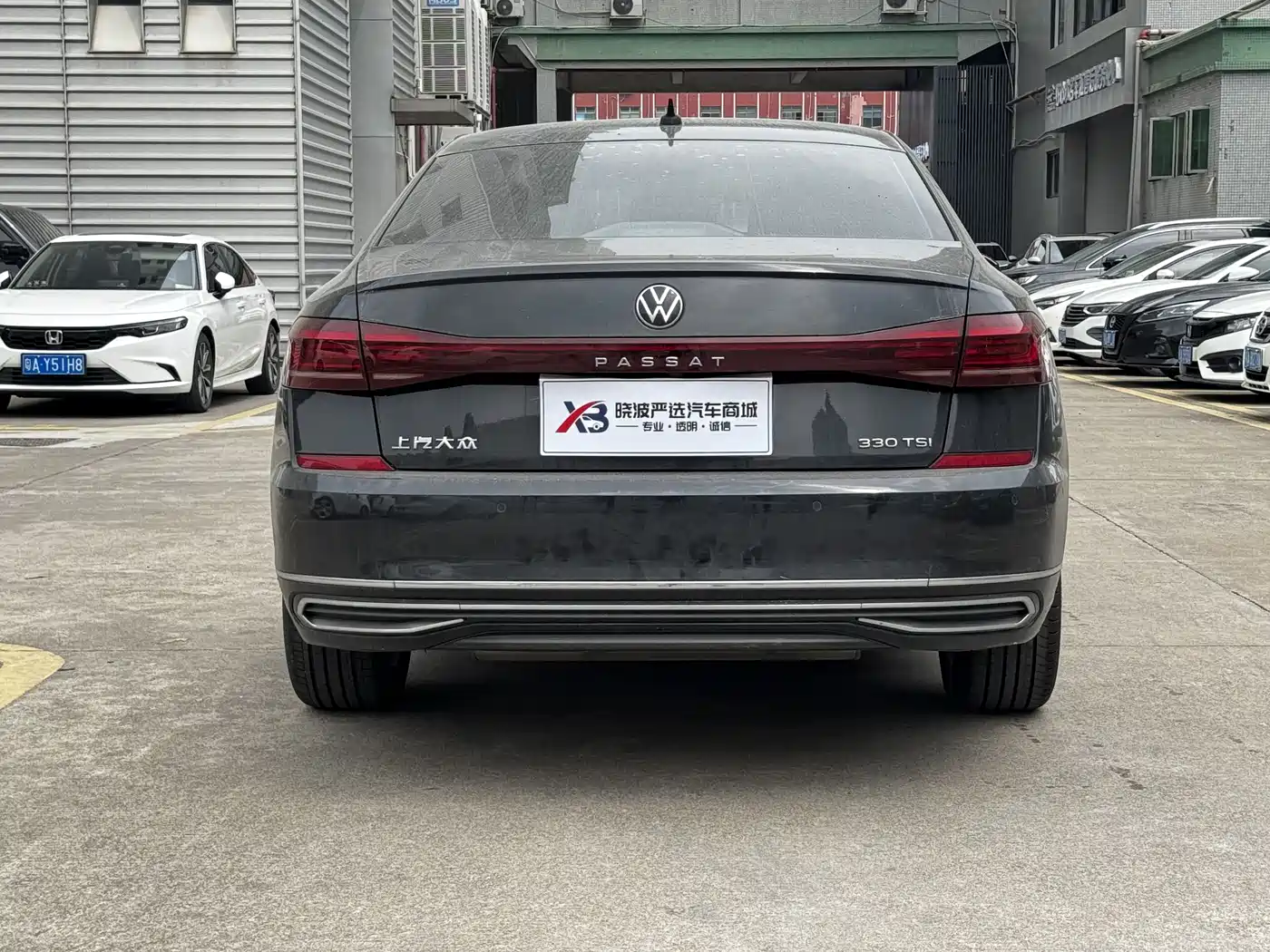 VOLKSWAGEN PASSAT