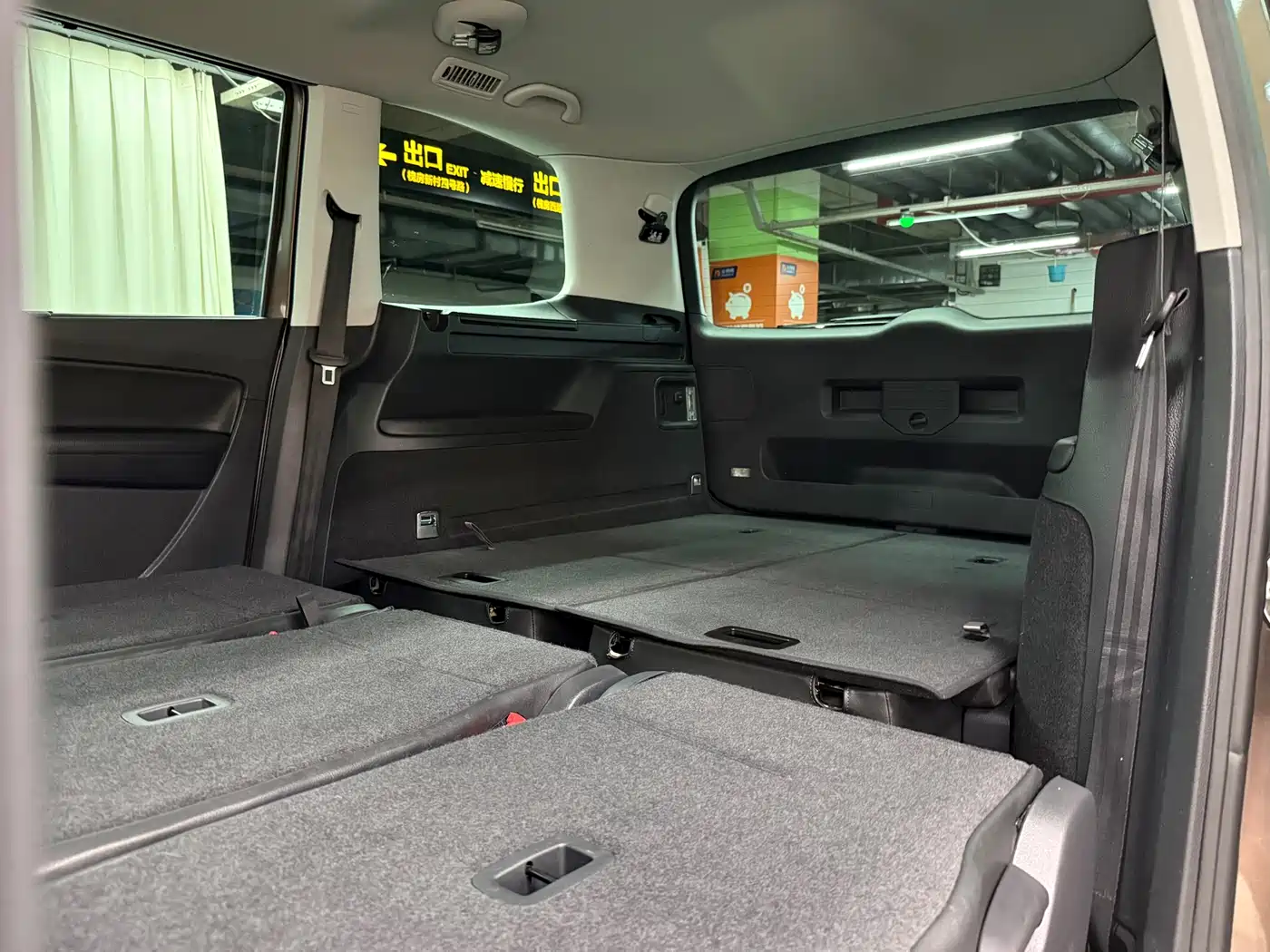 Volkswagen Sharan 2013 1.8TSI Comfort фото 18