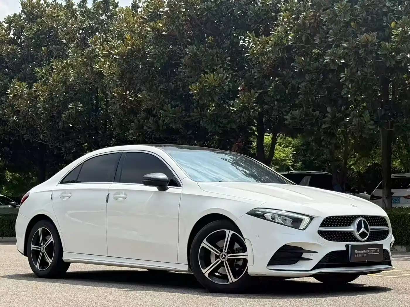 Mercedes-Benz A-Class 2023 A 200 L Fashion фото 3