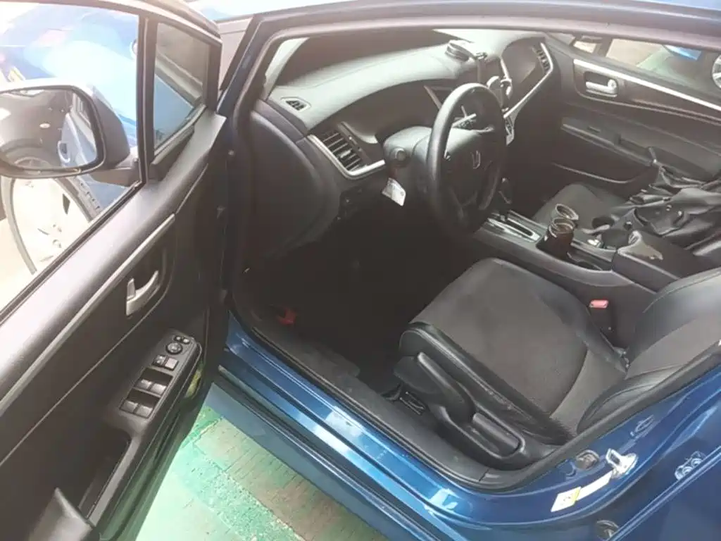 Honda Jade 2016 2016 1.8L Automatic Comfort Elite Version 5-seater
