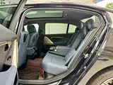 Photo 11 - BMW 5 Series